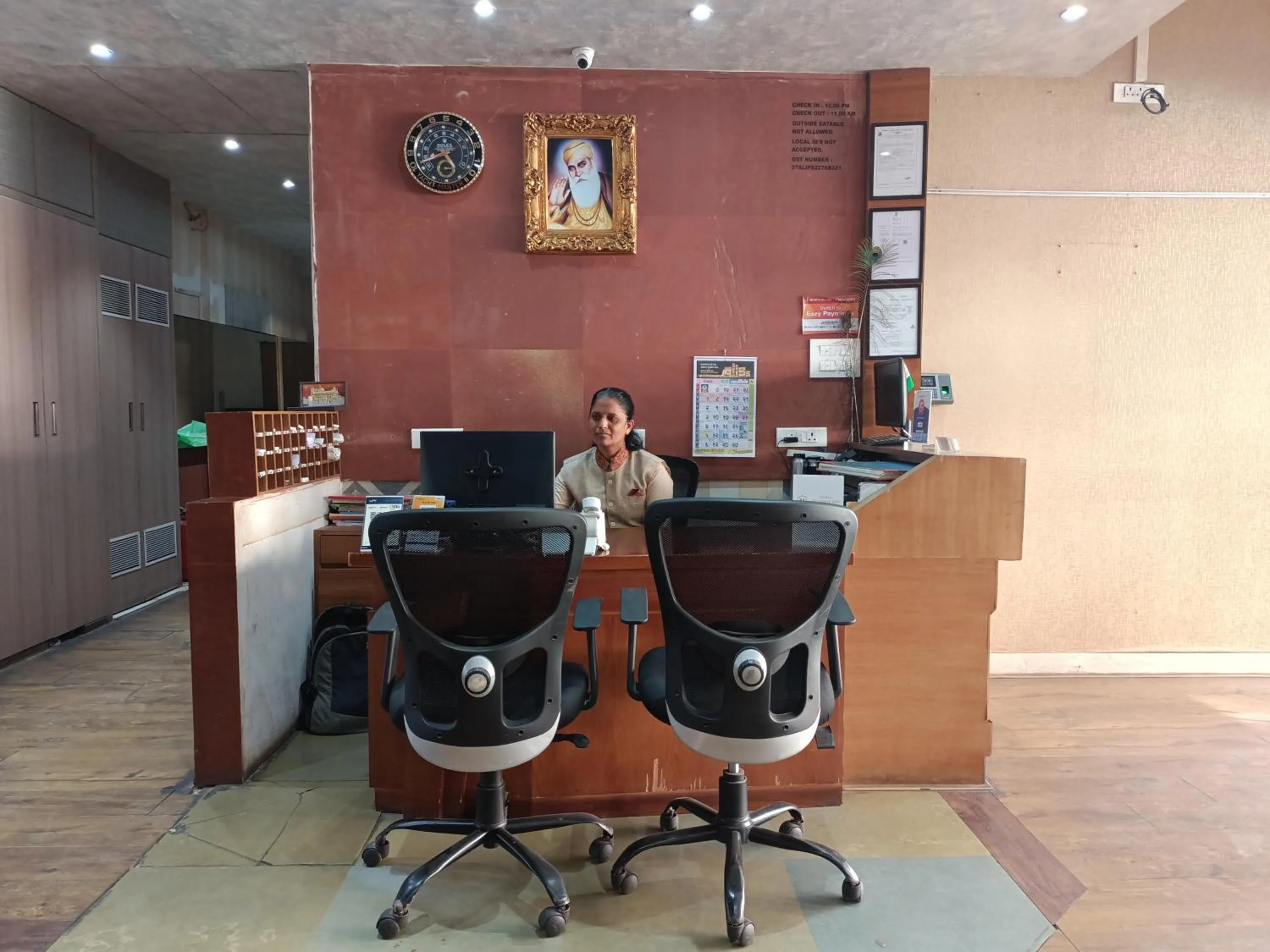 Lobby or reception in Hotel Highway Inn Andheri East