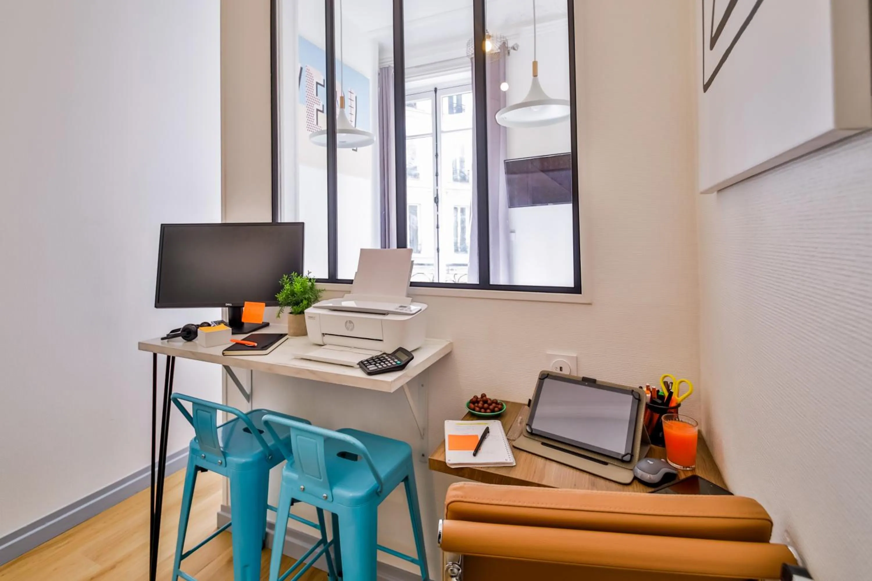 Seating area in WS Haussmann - La Fayette