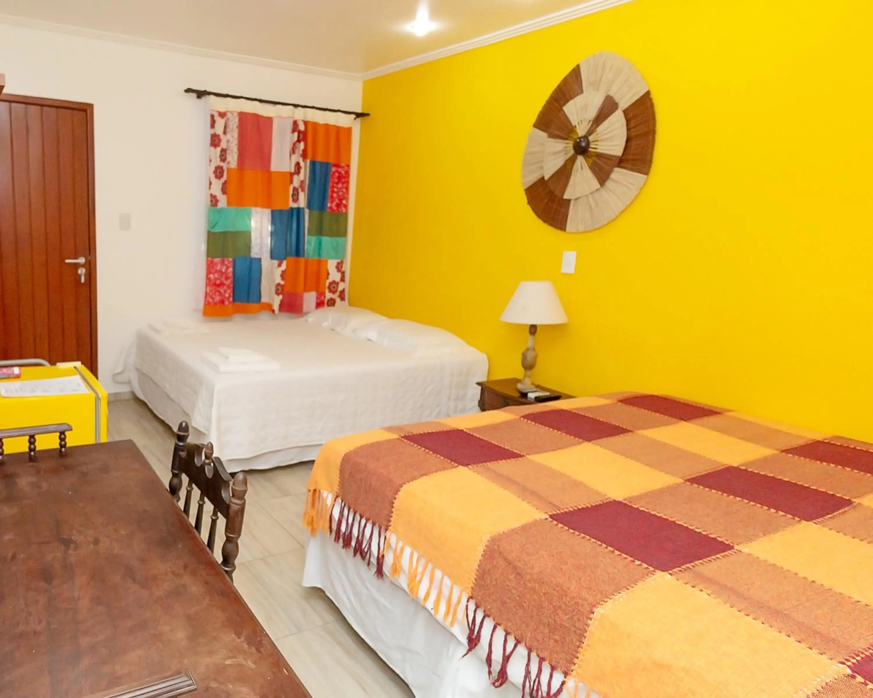 Property building, Bed in Pousada Ipitanga IV