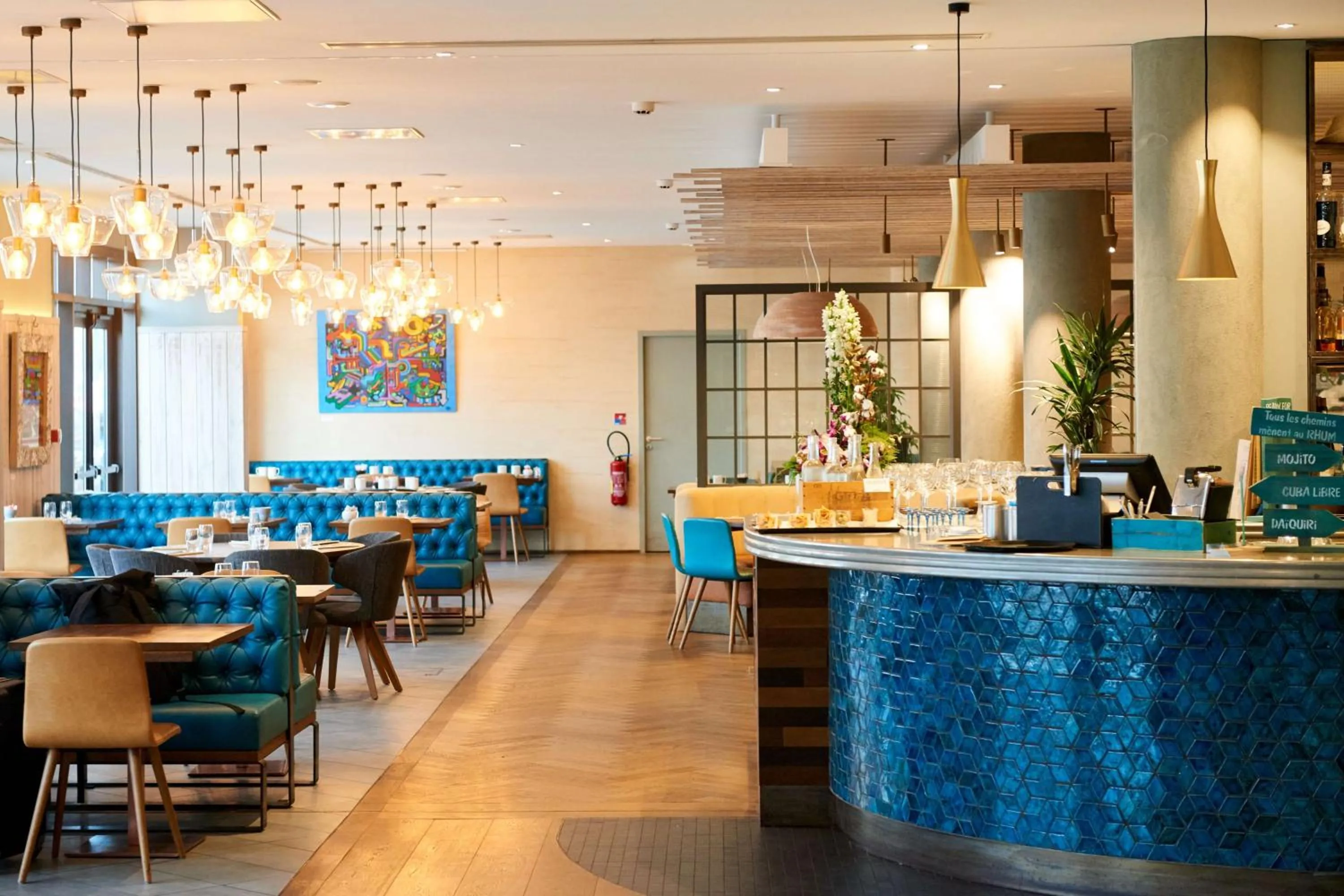 Restaurant/places to eat in Radisson Blu Hotel Marseille Vieux Port