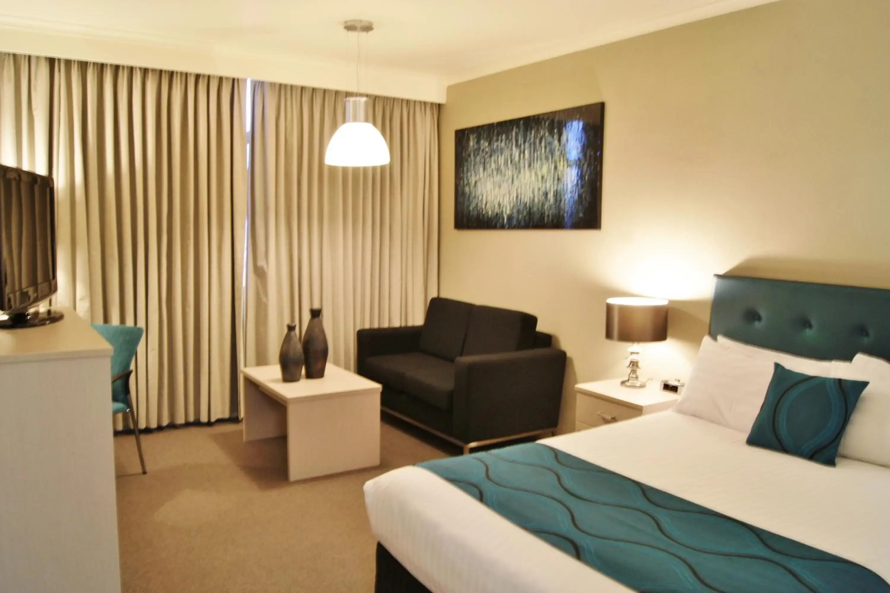 Hotel Deluxe - Non Pet Friendly in Pavilion Hotel Wagga Wagga Hotel Deluxe - Non Pet Friendly in Pavilion Hotel Wagga Wagga