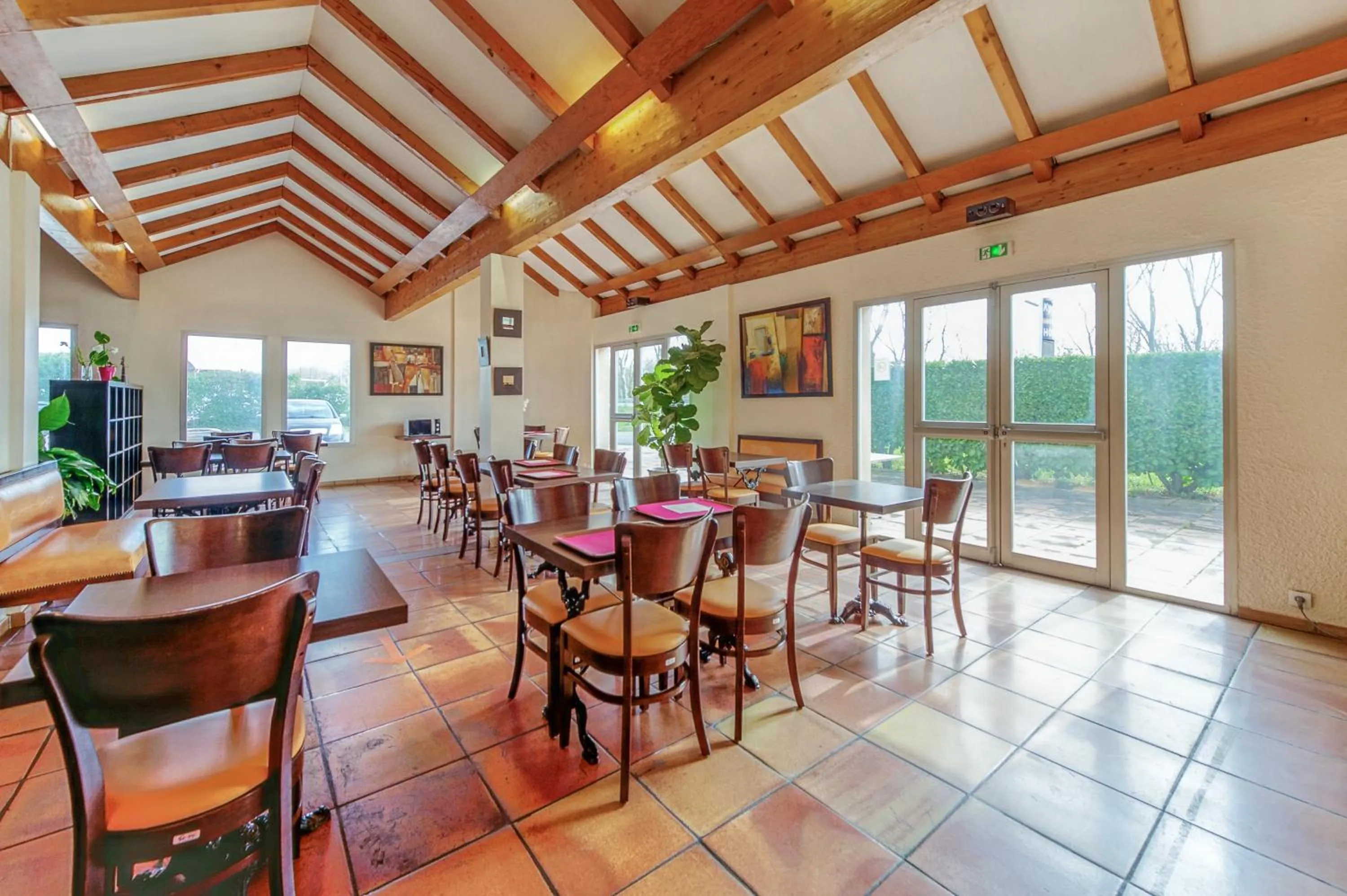 Breakfast in Brit Hotel Confort Castres