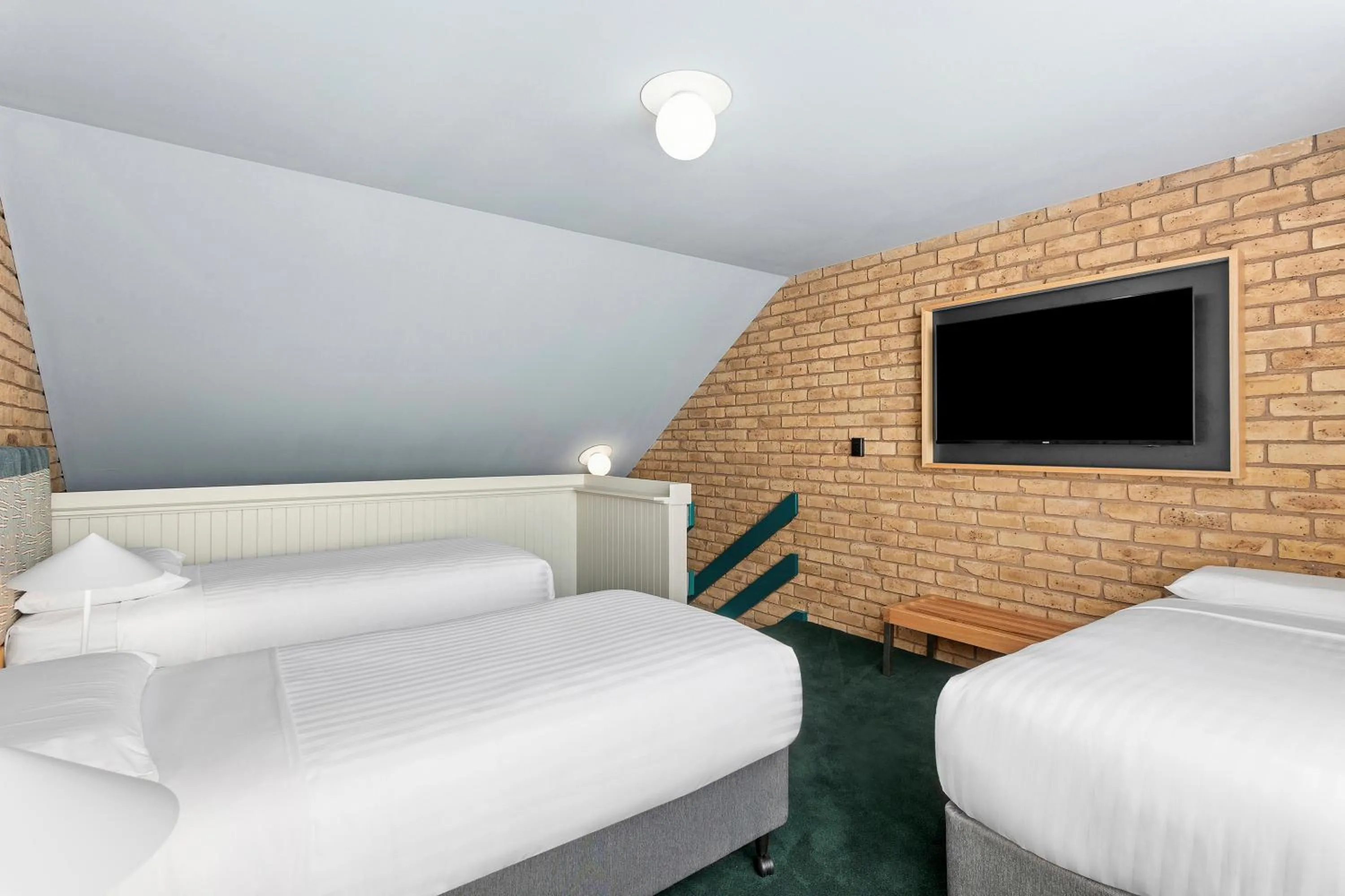 Bed in Motel Flinders