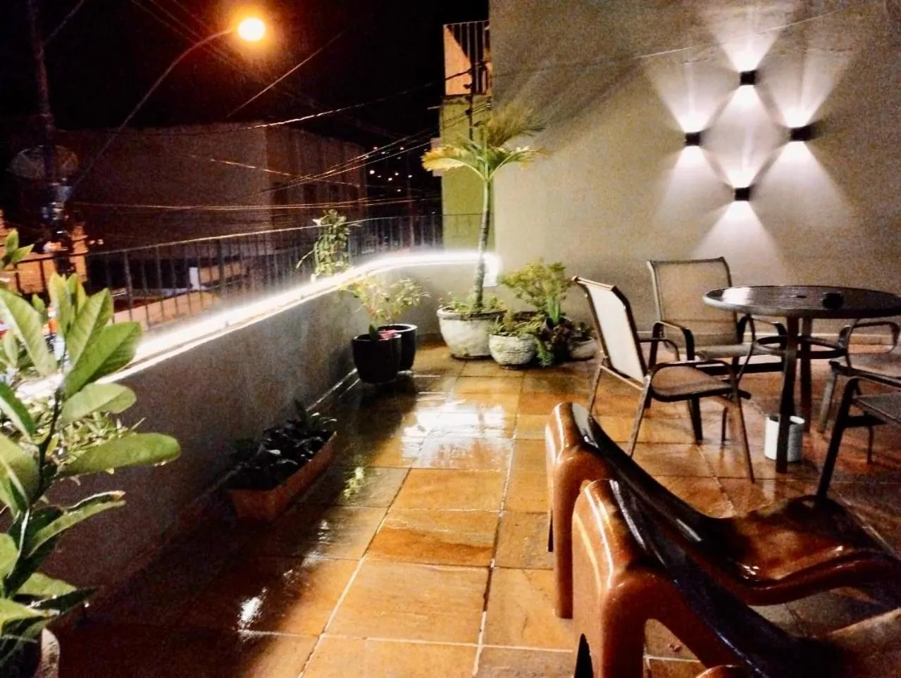 Night in Hotel de Minas