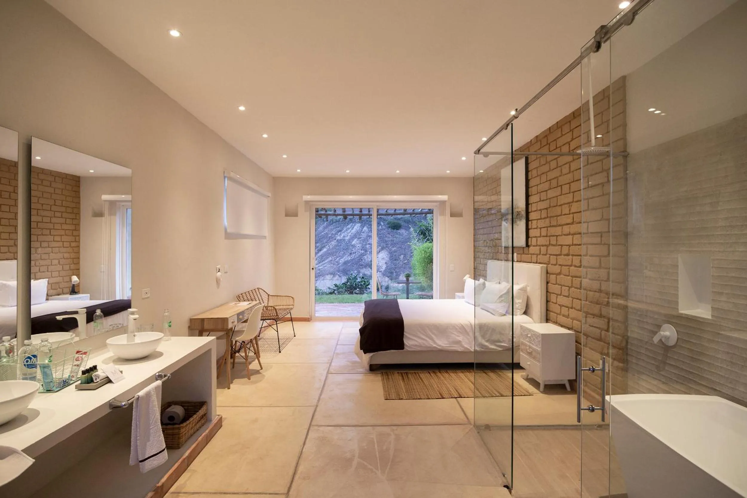 Suite with Garden View in Hotel Alma