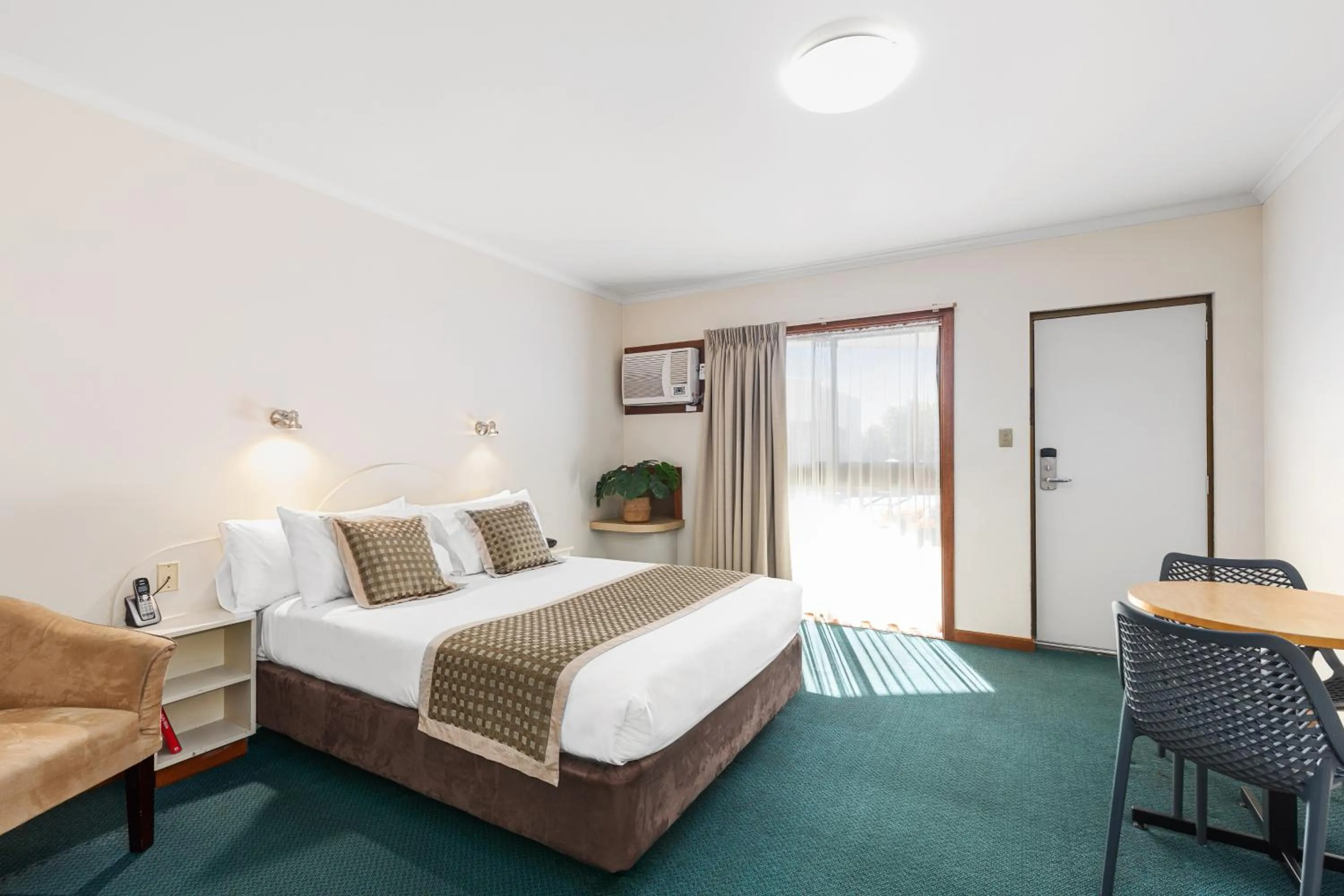 Bed in Presidential Motel