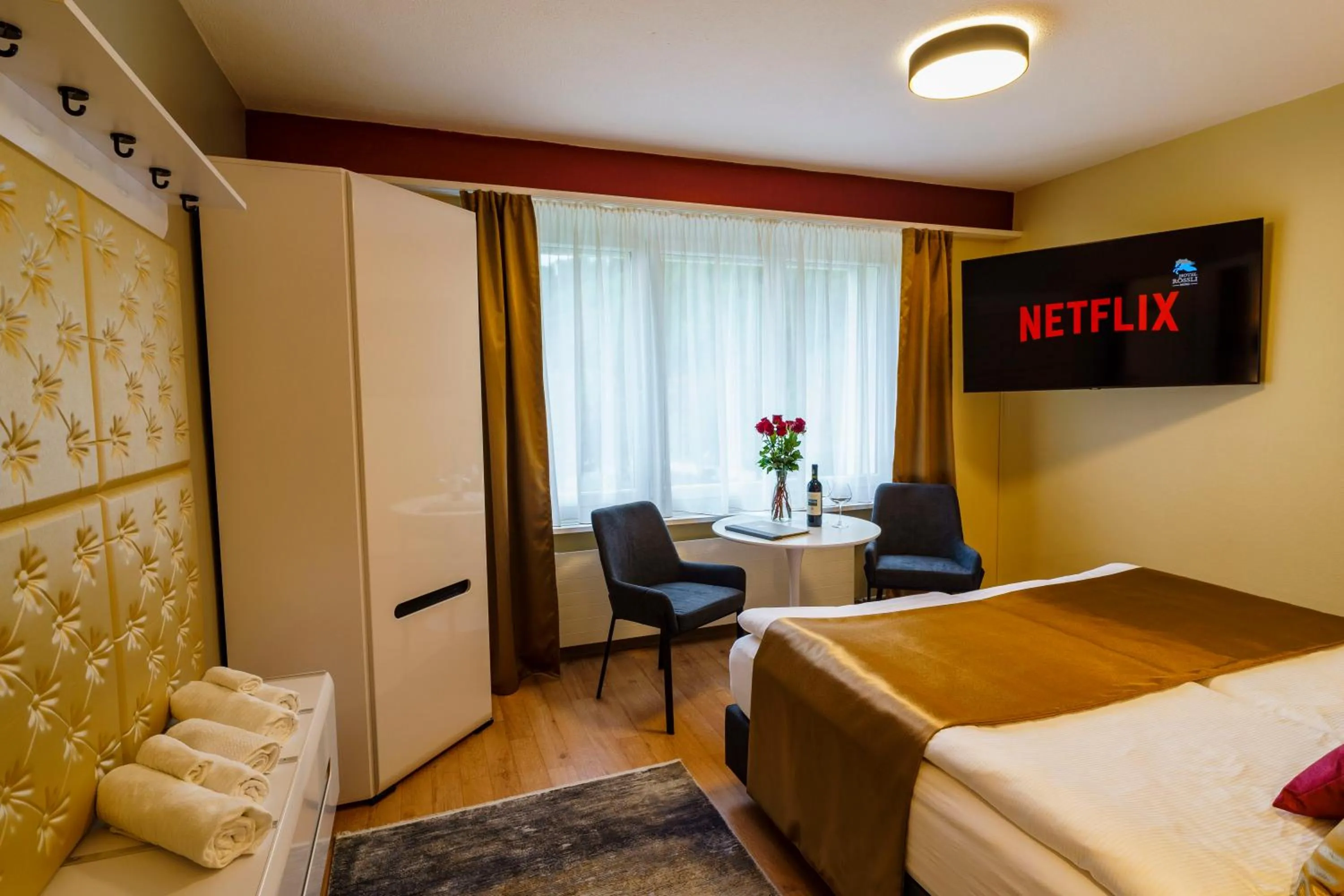 Bed in Seeblick SMART Hotel Rössli