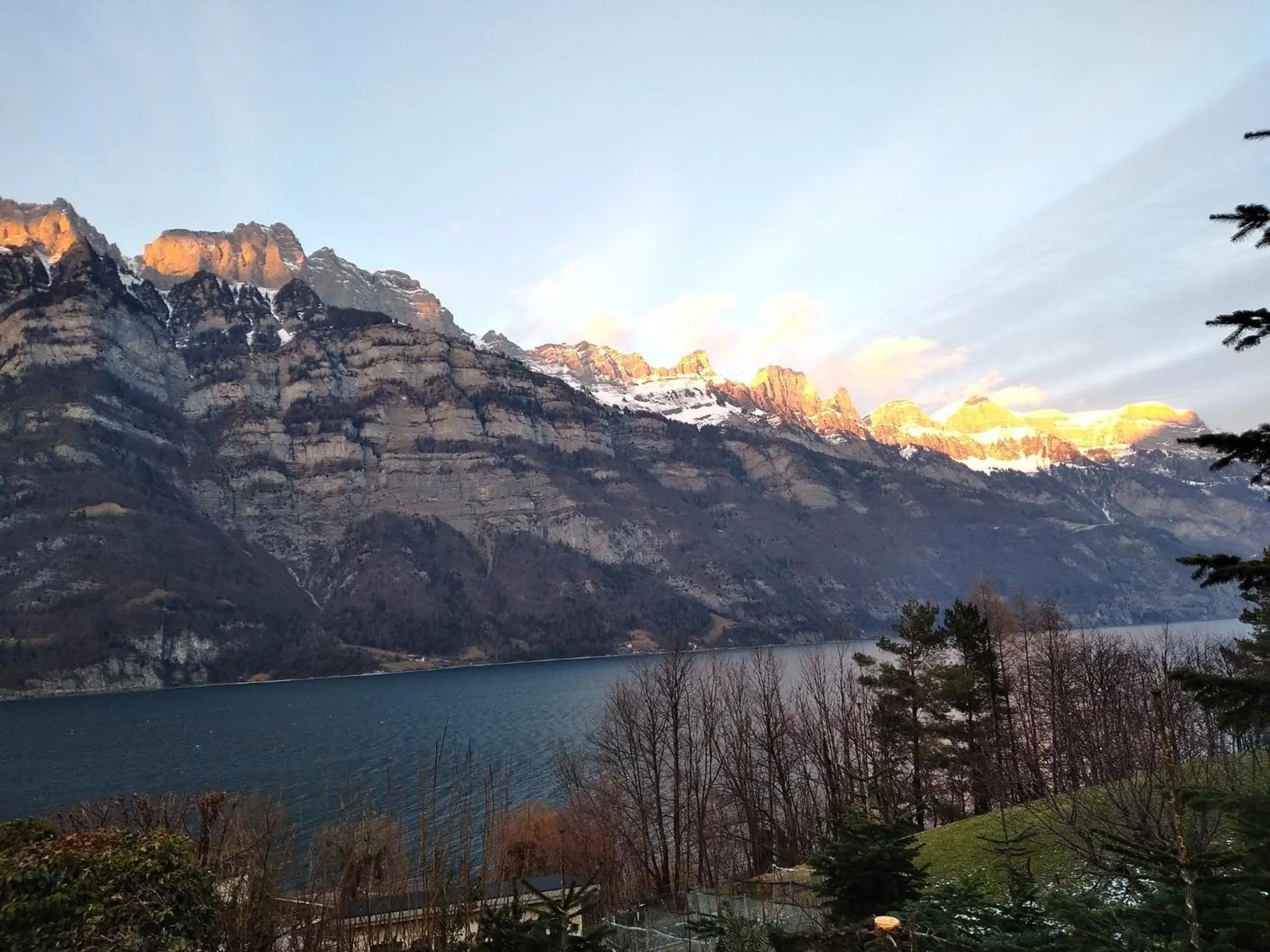 Lake view in Seeblick SMART Hotel Rössli