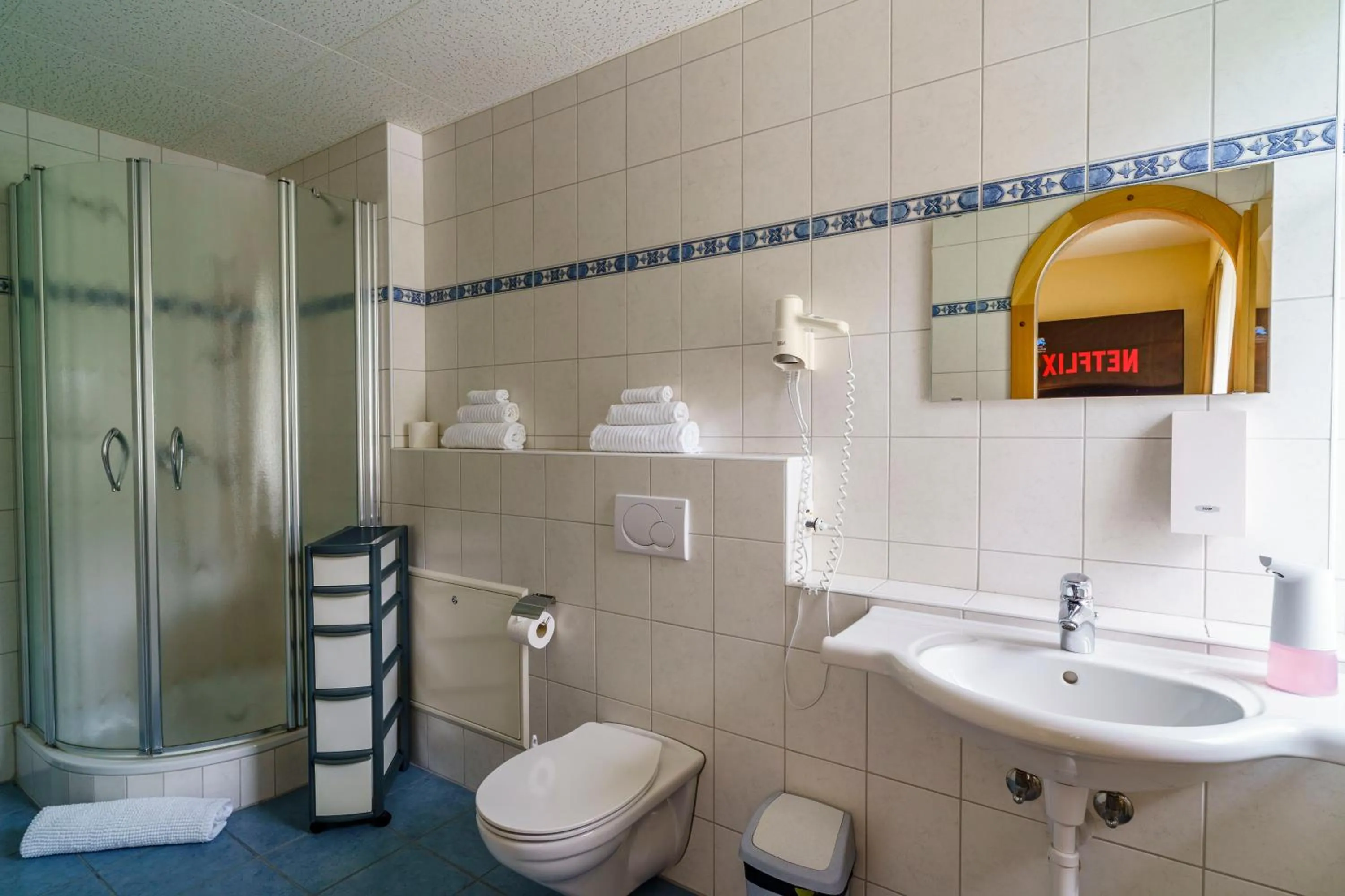 Bathroom in Seeblick SMART Hotel Rössli