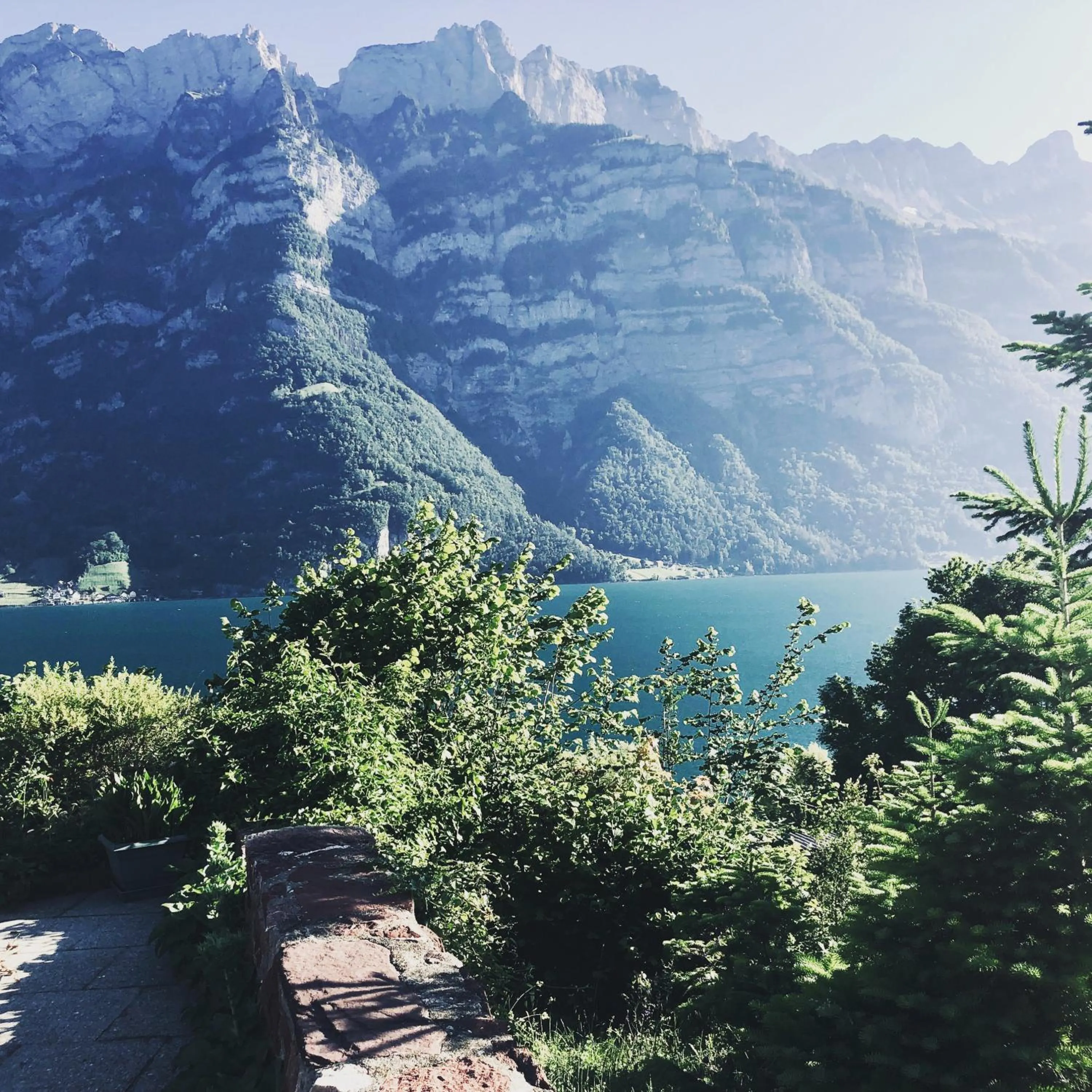 Lake view in Seeblick SMART Hotel Rössli