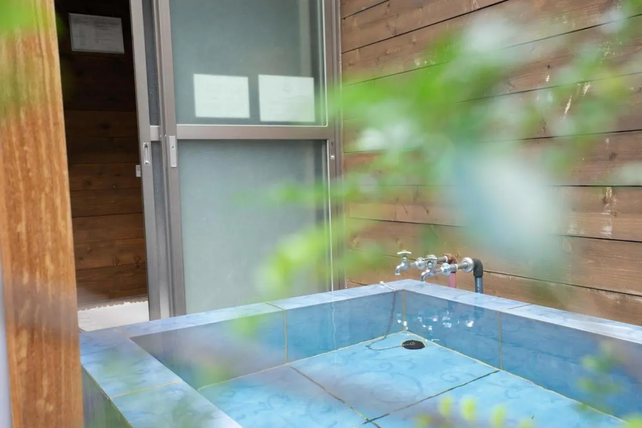 Beach Side Inn Shirahama