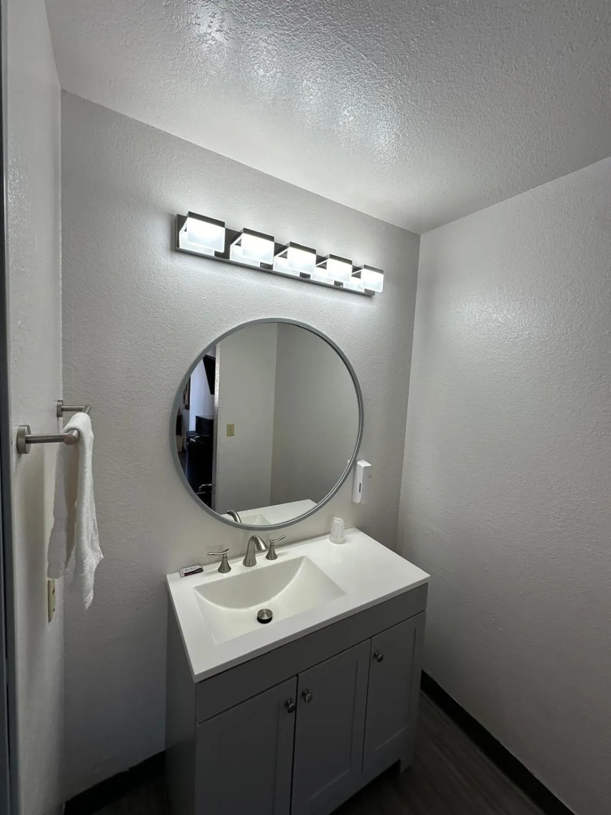 Bathroom in Motel Santa Cruz