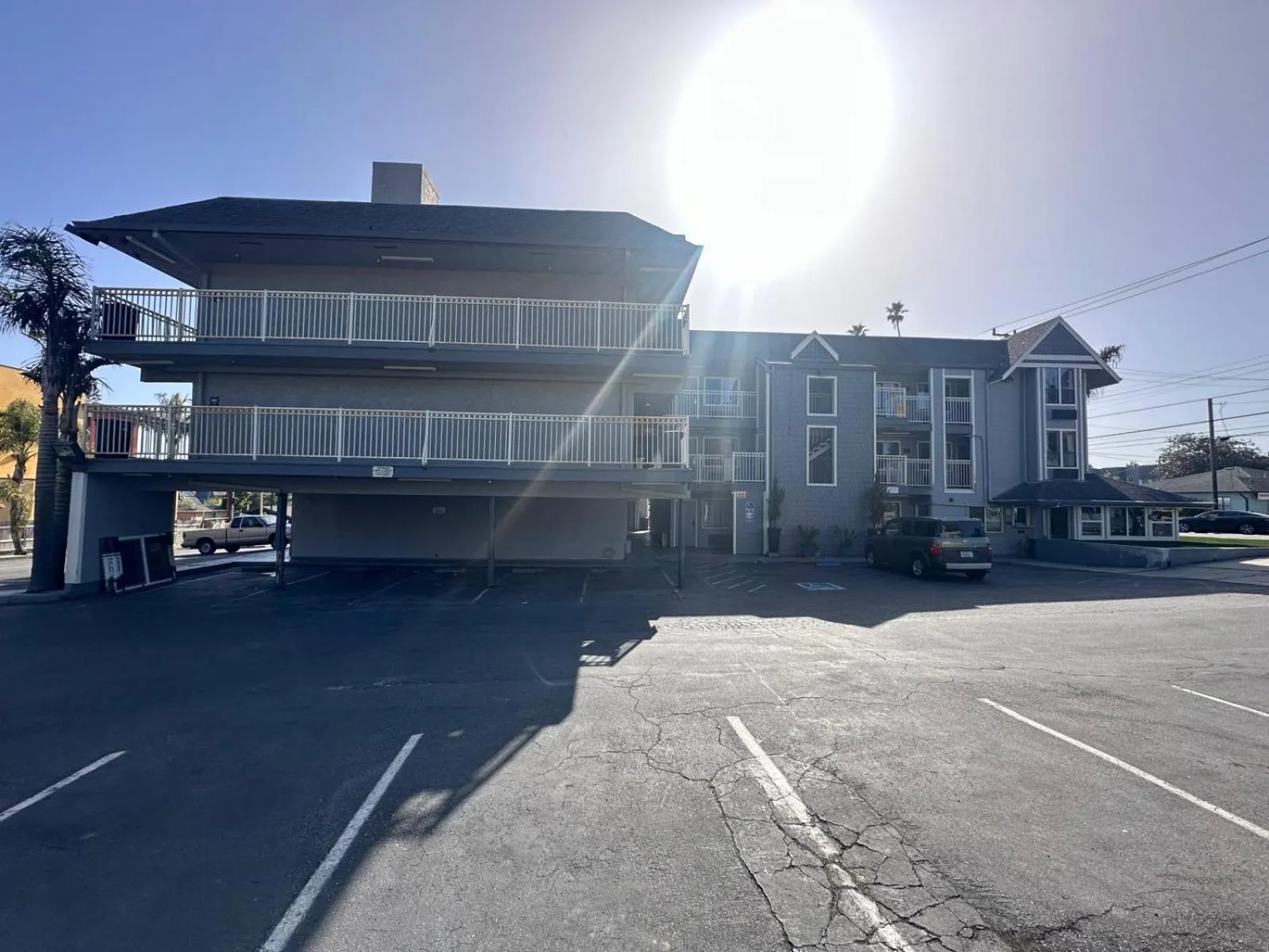 Property building in Motel Santa Cruz