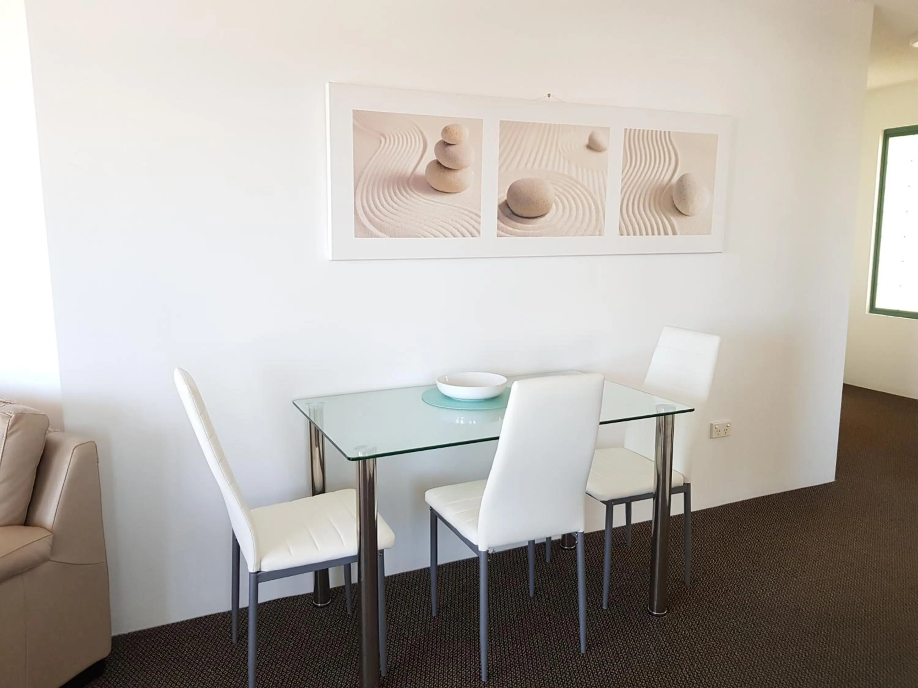 Dining area in Excellsior Apartments