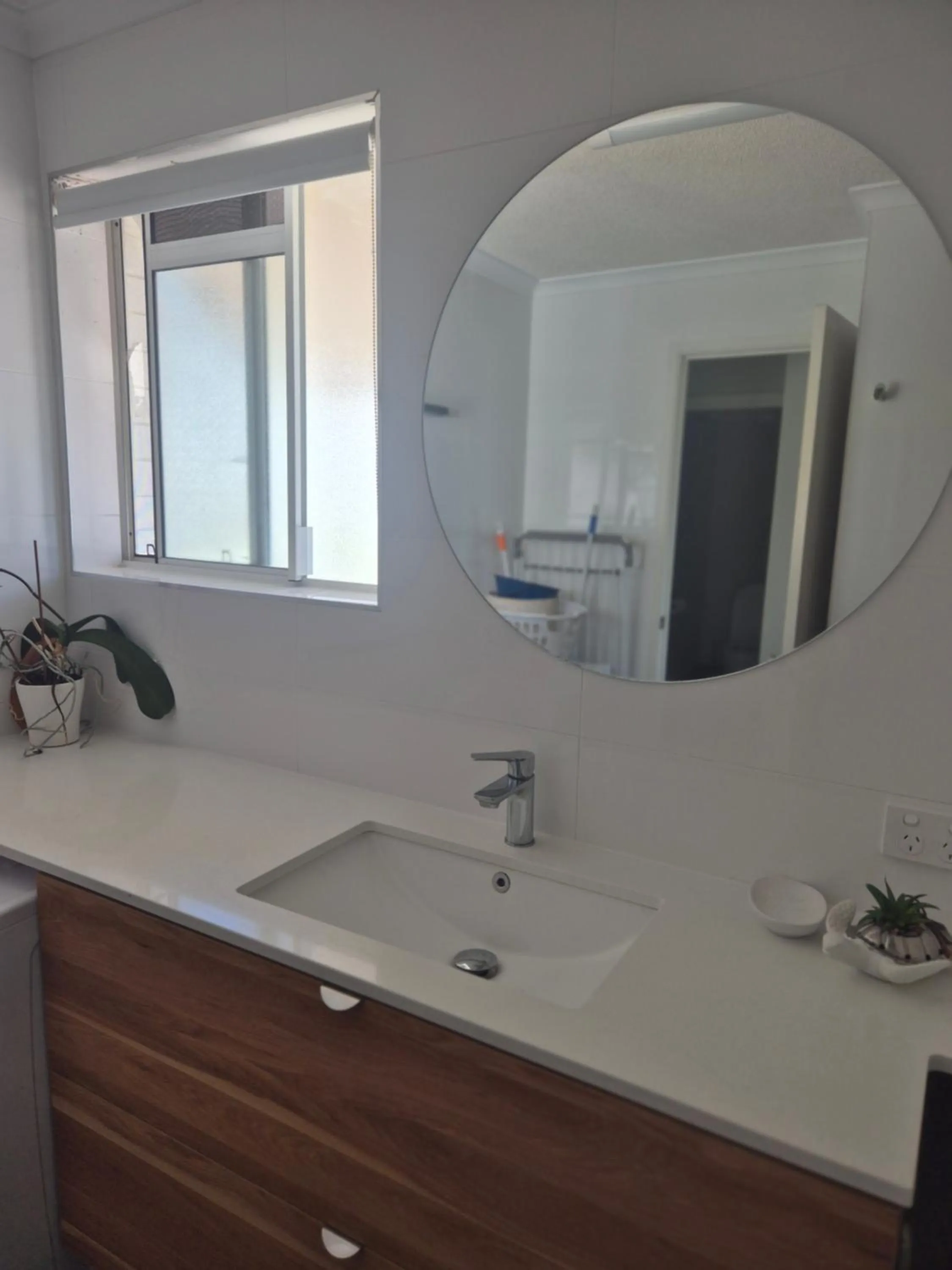 Bathroom in Excellsior Apartments