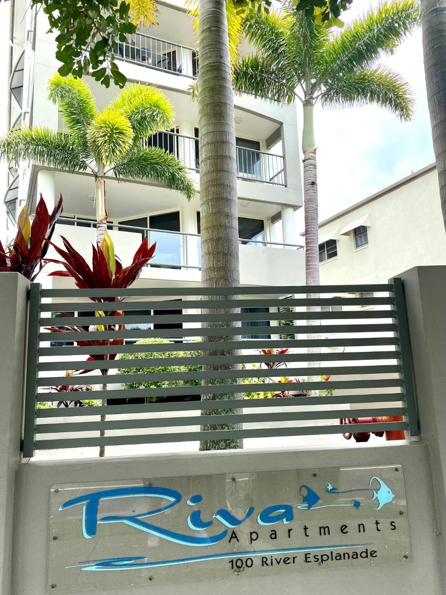 Property logo or sign in Excellsior Apartments