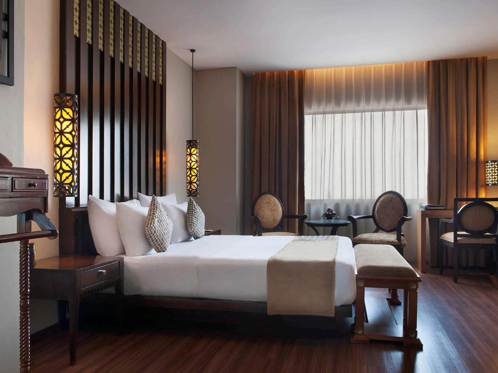 Photo of the whole room, Bed in The Royal Surakarta Heritage - Handwritten Collection