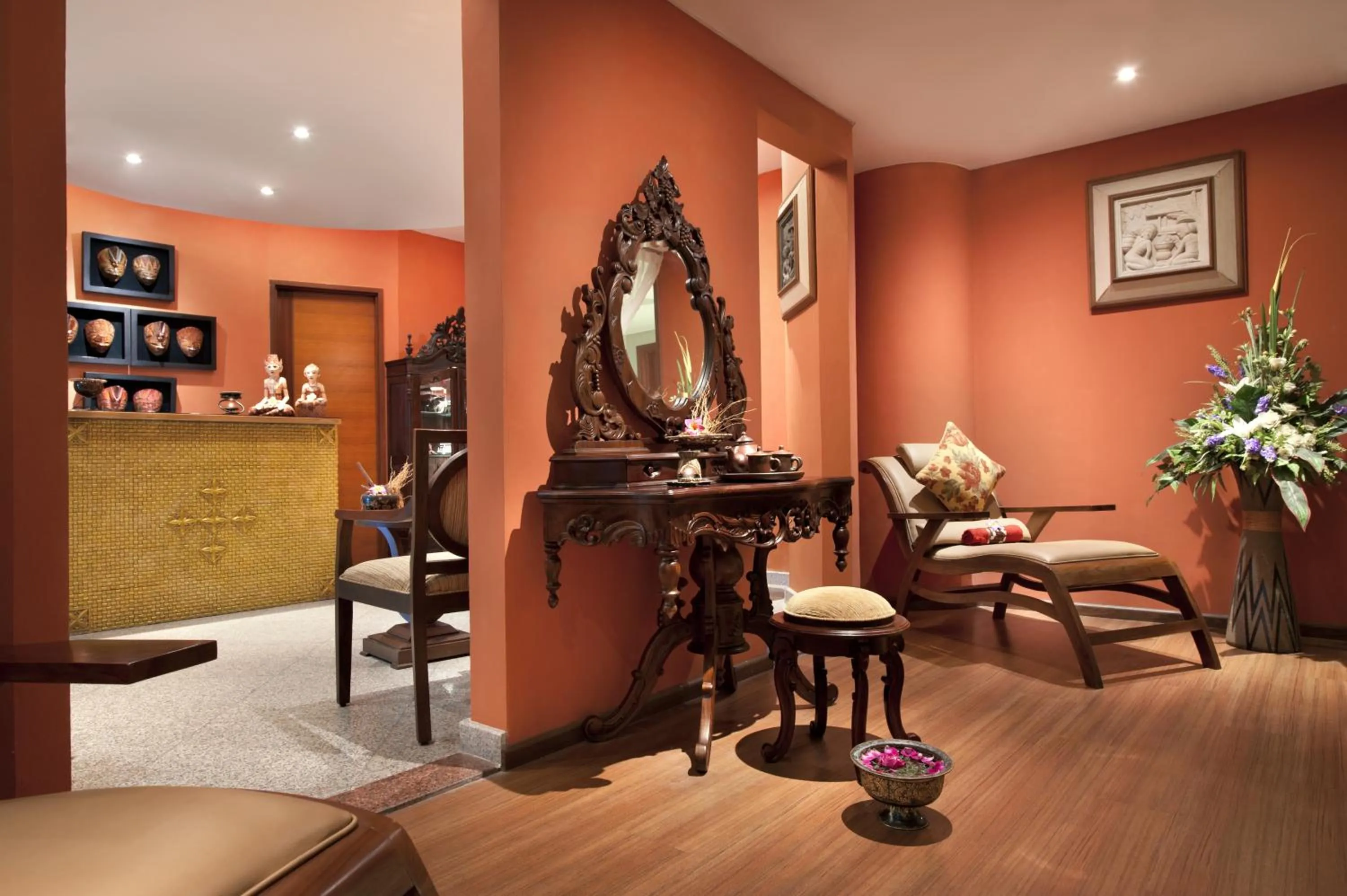 Massage in The Royal Surakarta Heritage - Handwritten Collection