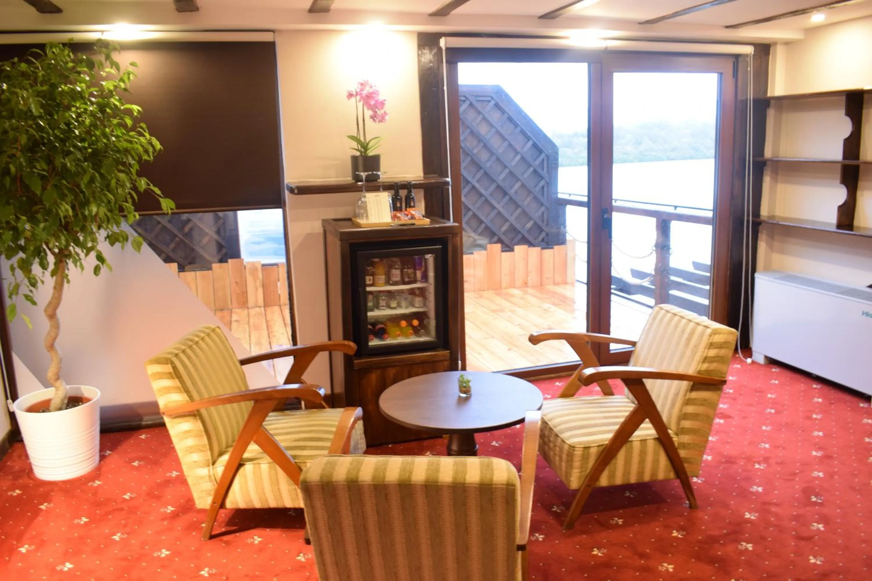 Seating area in Bahus Inn