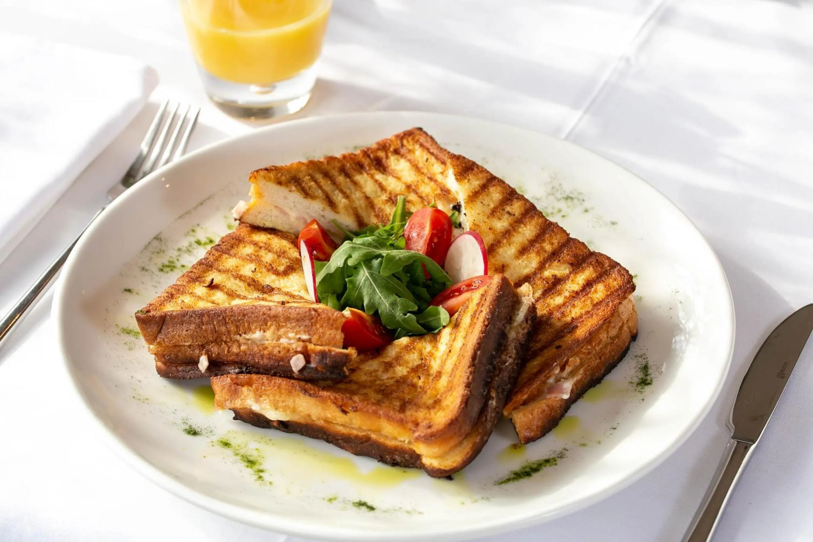 Food and drinks in Bahus Inn