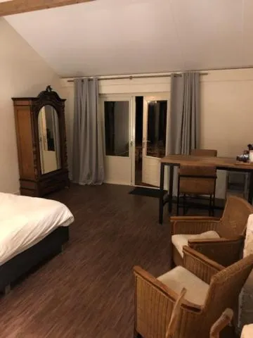 Photo of the whole room, Bed in Hoeve Delshorst