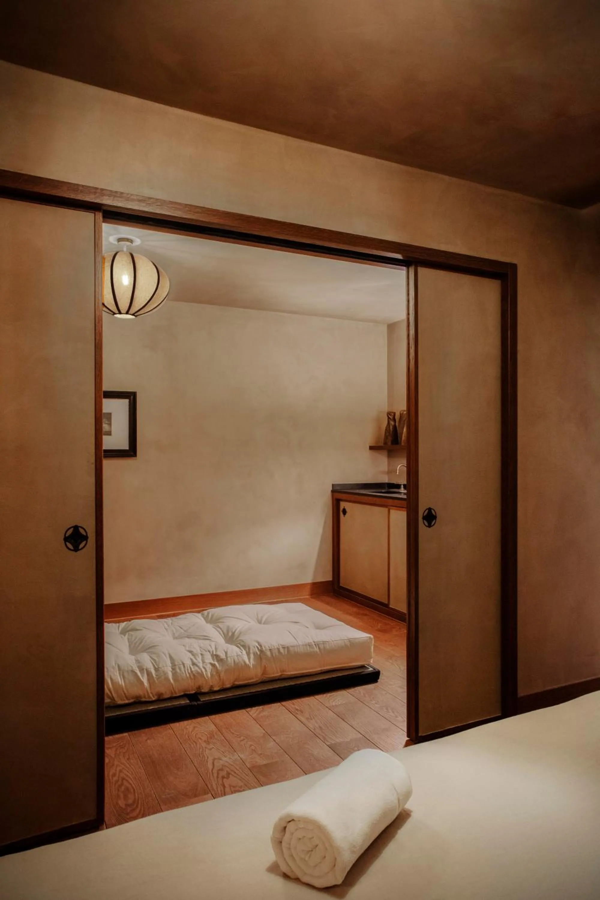 Spa and wellness centre/facilities, Bed in Hôtel Balzac Paris & Spa Ikoï