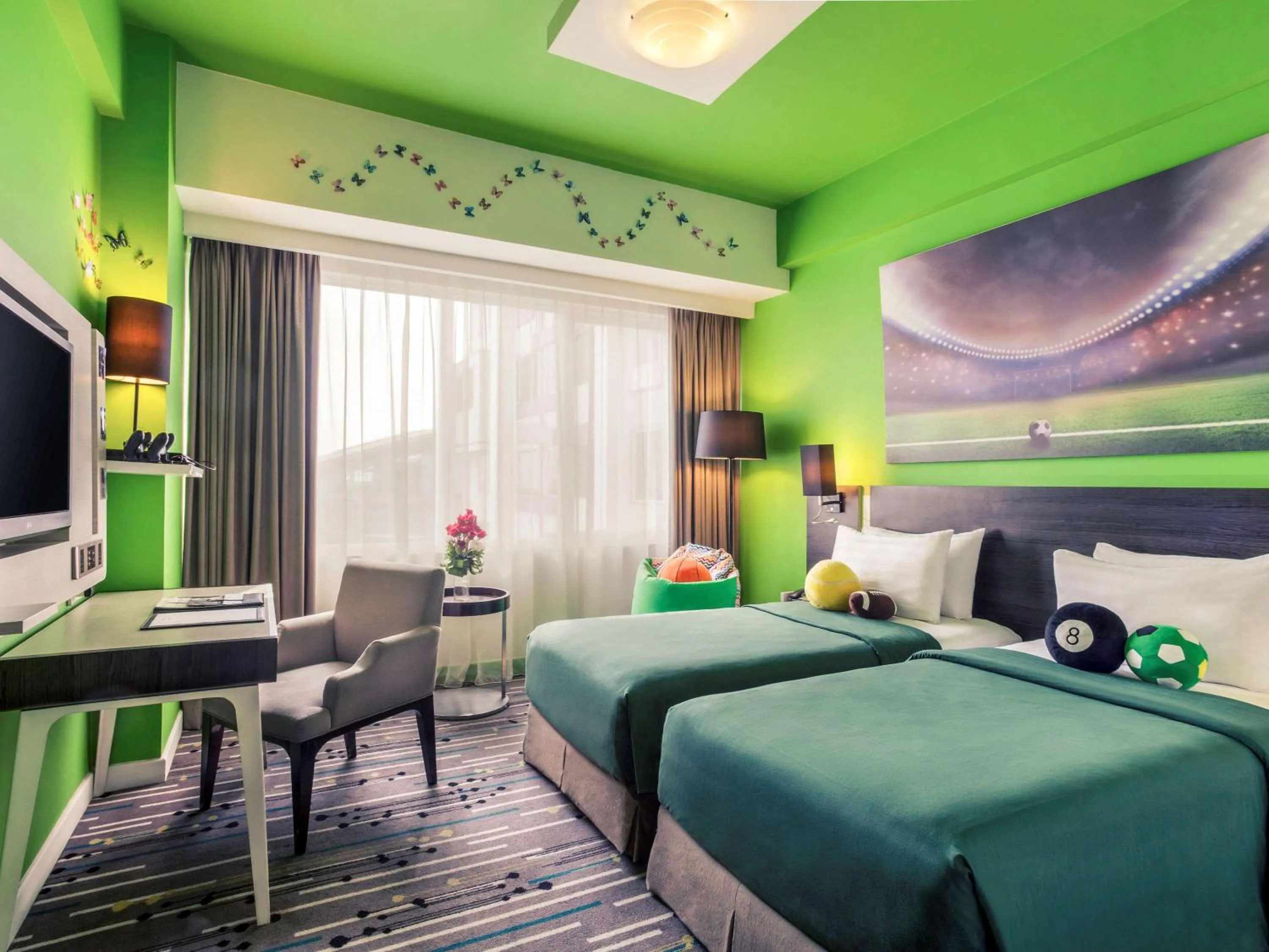 Bedroom, Bed in Mercure Serpong Alam Sutera