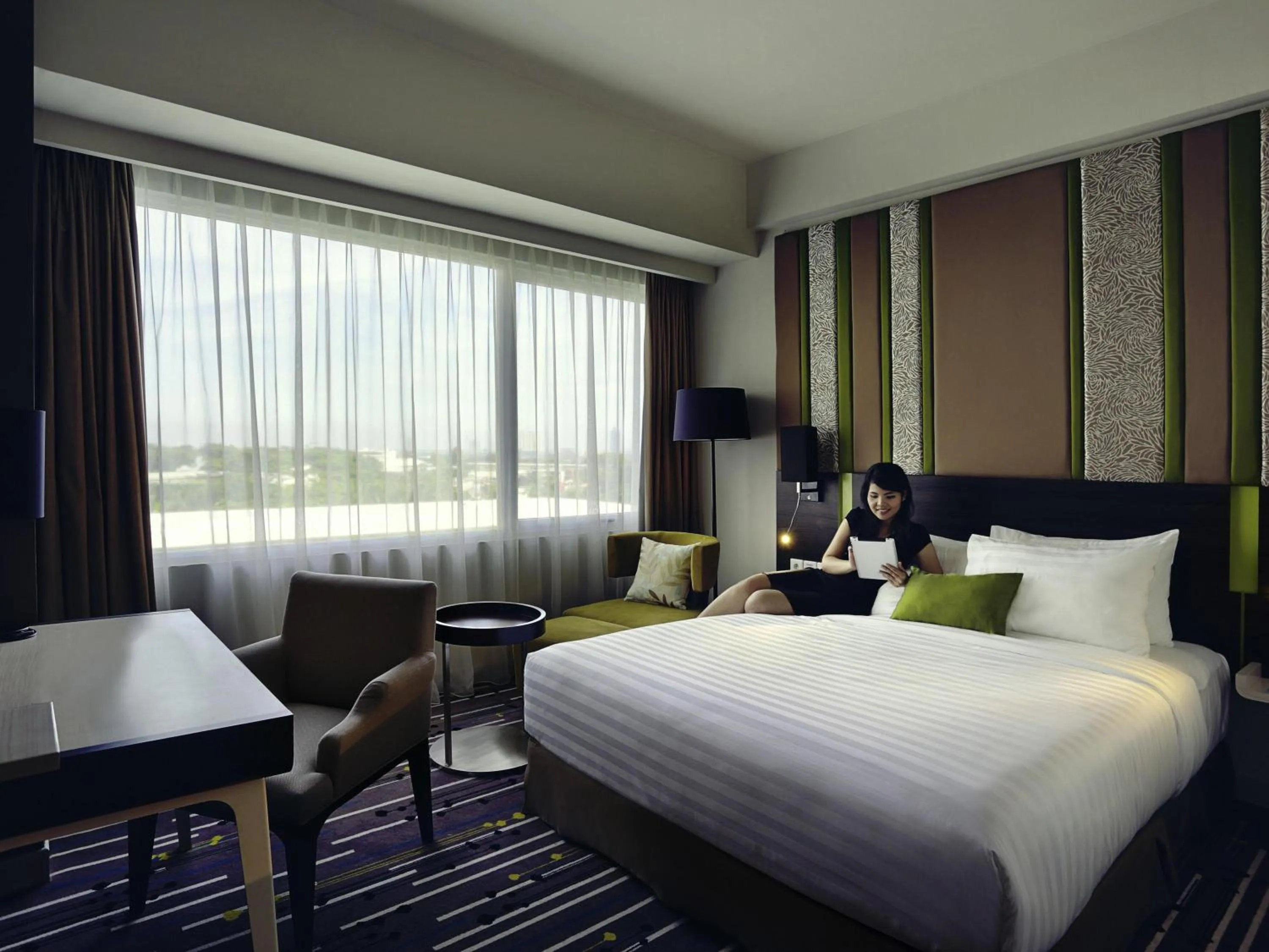 Bedroom, Bed in Mercure Serpong Alam Sutera