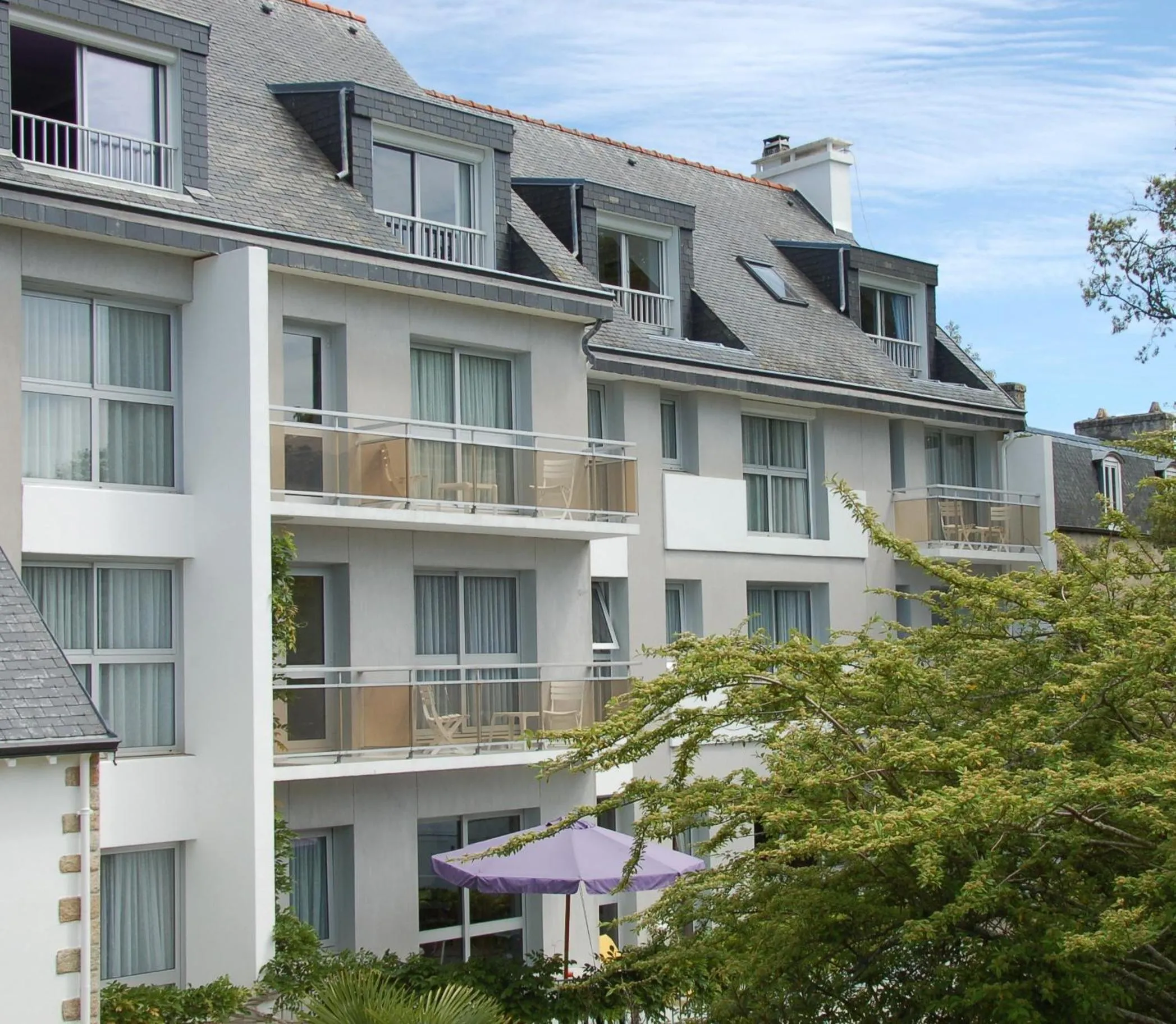 Property building in Hotel Ker Vennaik