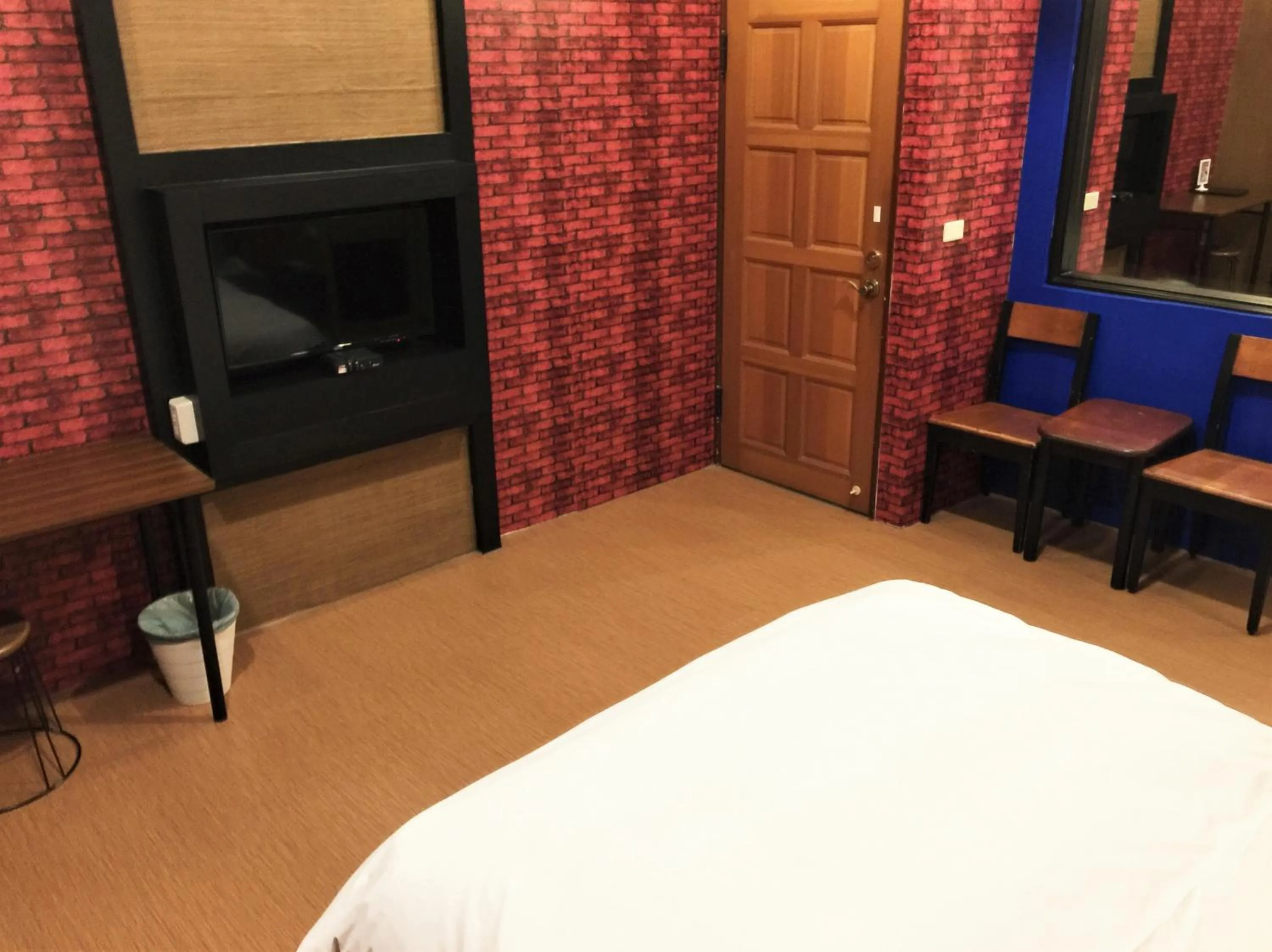 Photo of the whole room, Bed in Guest Motel-Zhubei
