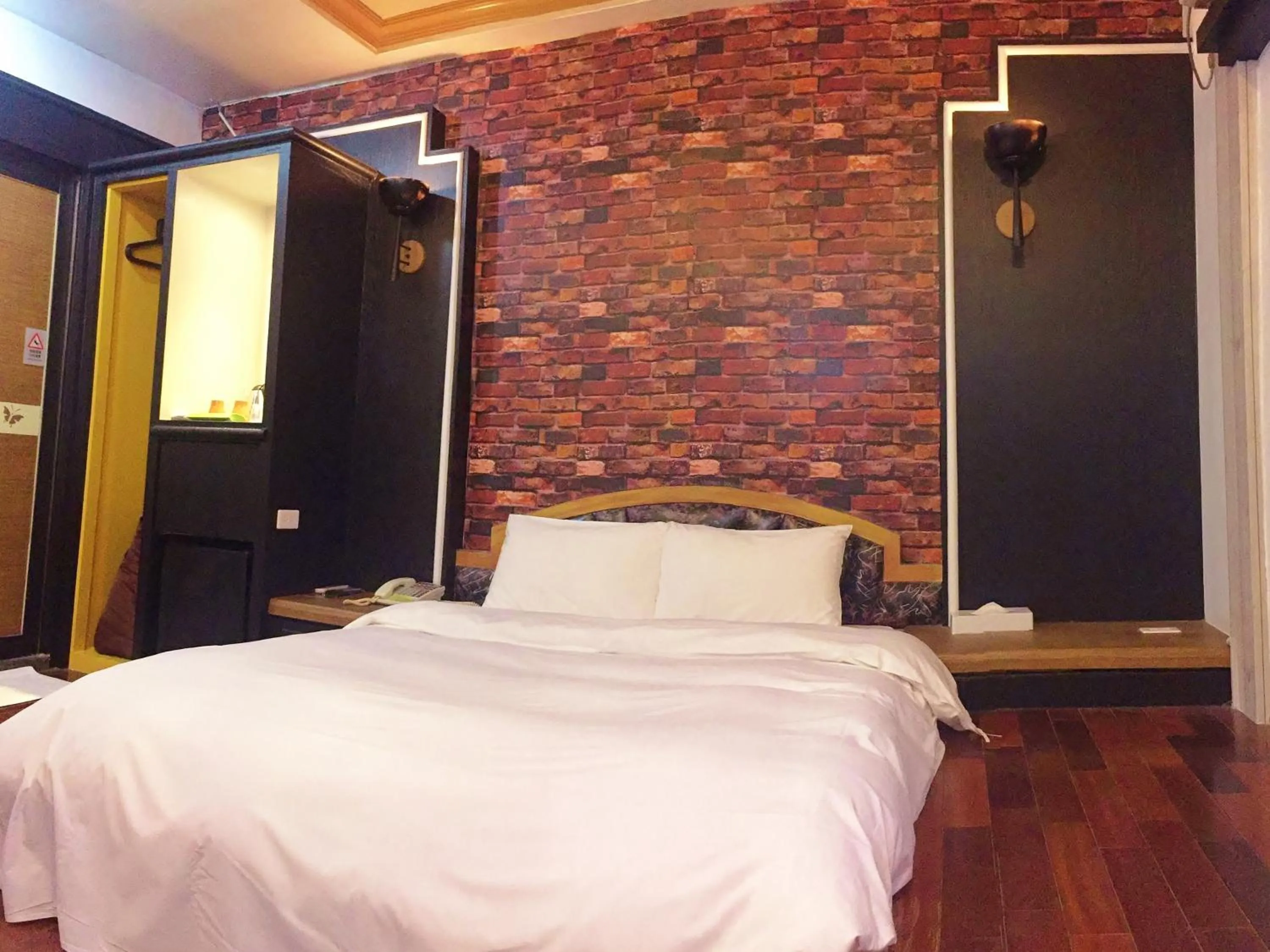 Photo of the whole room, Bed in Guest Motel-Zhubei