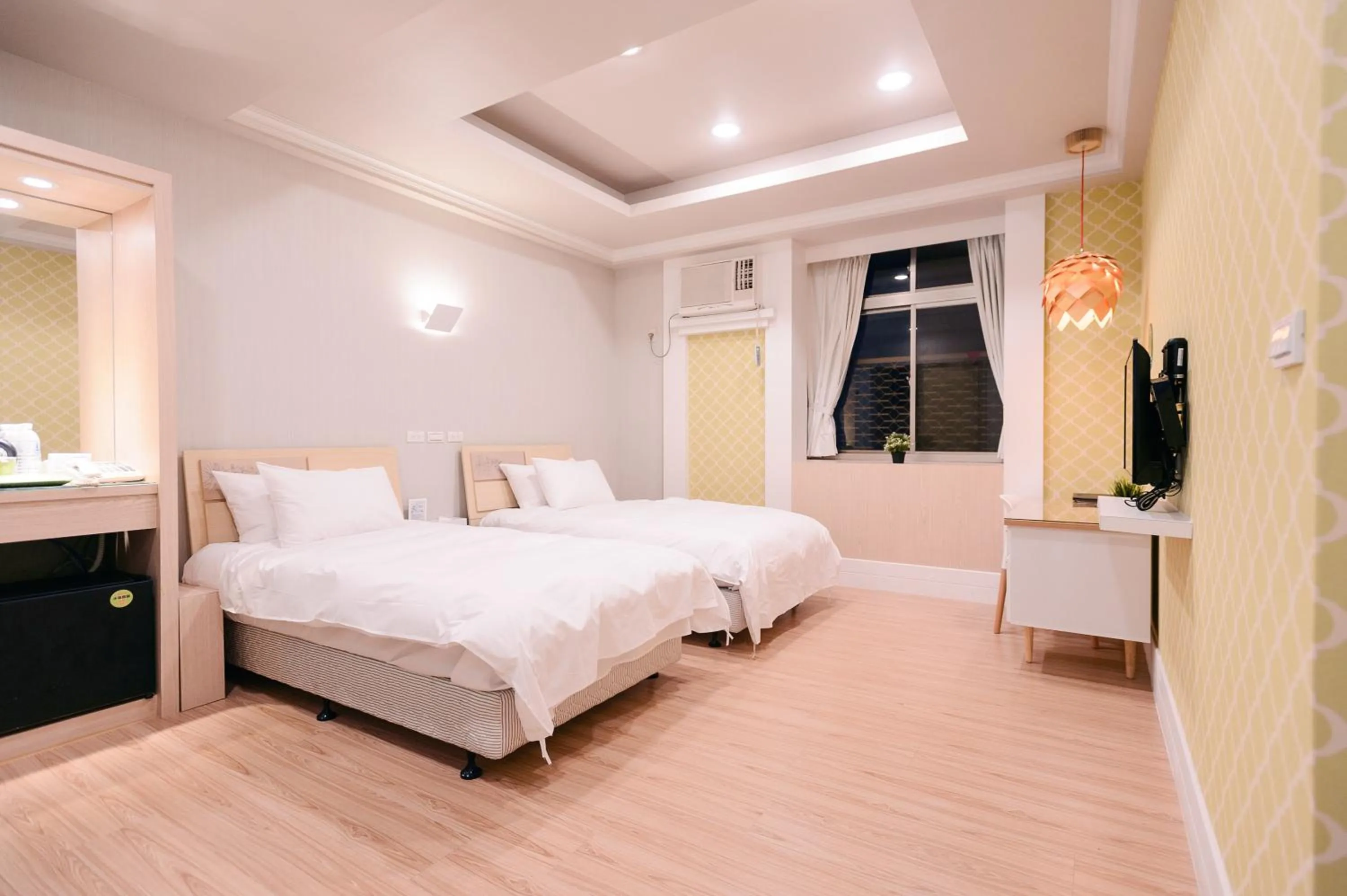 Photo of the whole room, Bed in Guest Motel-Zhubei