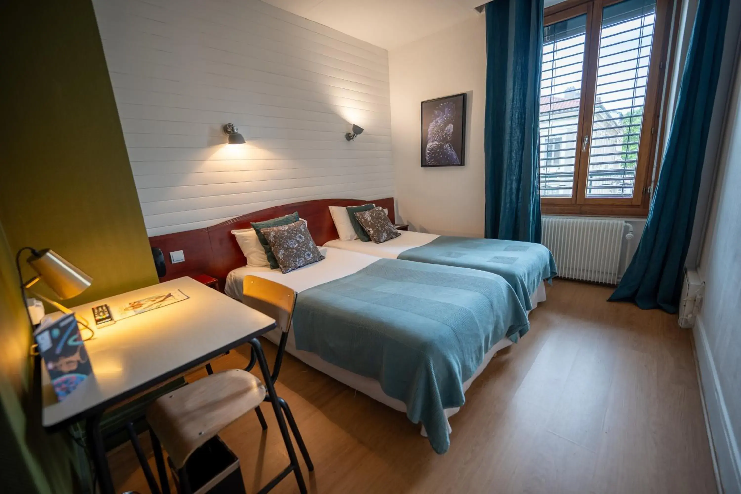 Classic Twin Room in Grand Hotel De La Poste - Lyon Sud - Vienne Classic Twin Room in Grand Hotel De La Poste - Lyon Sud - Vienne