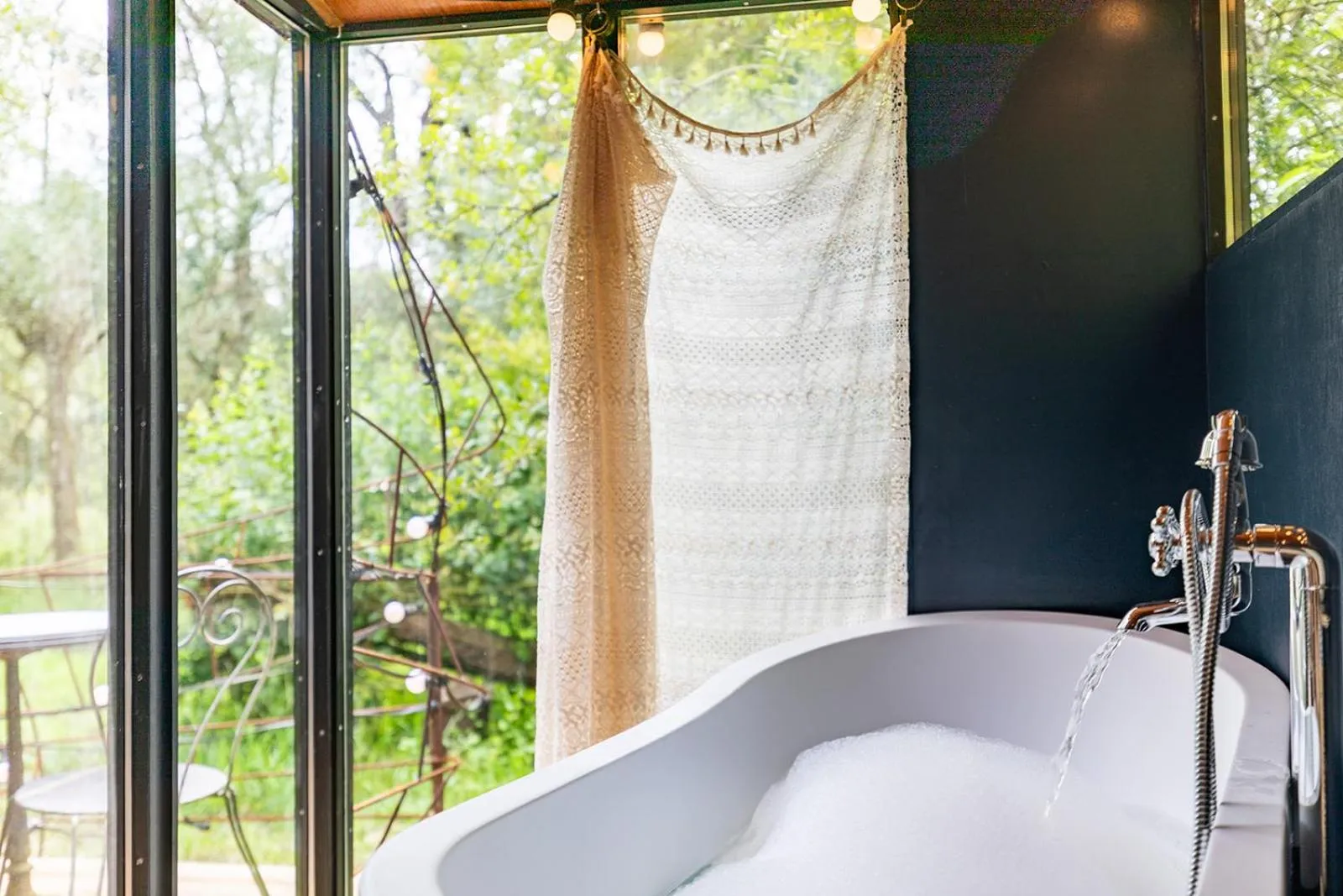 Les Cabanes Des Marais