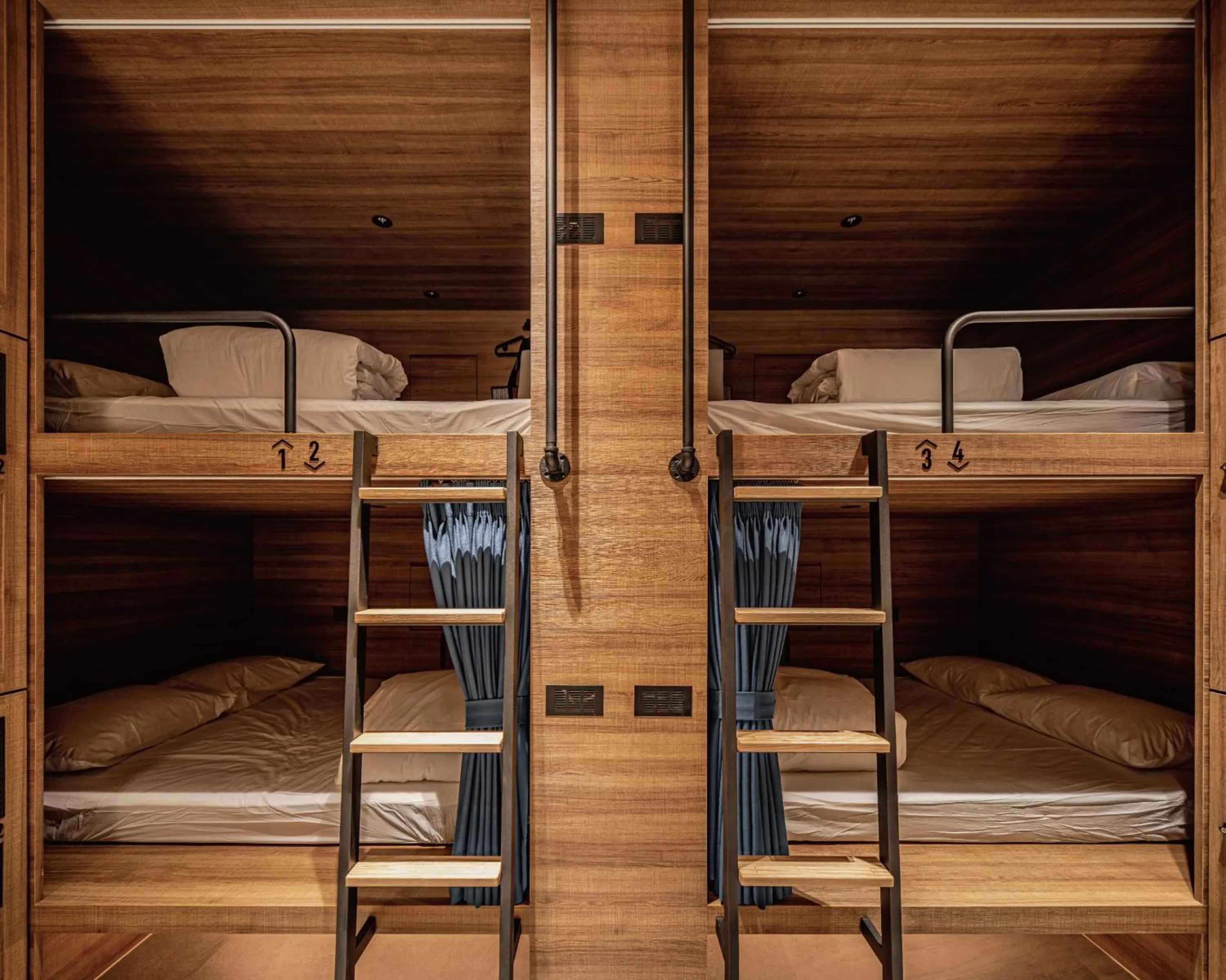 bunk bed, Bed in Oinn Hotel & Hostel Tainan