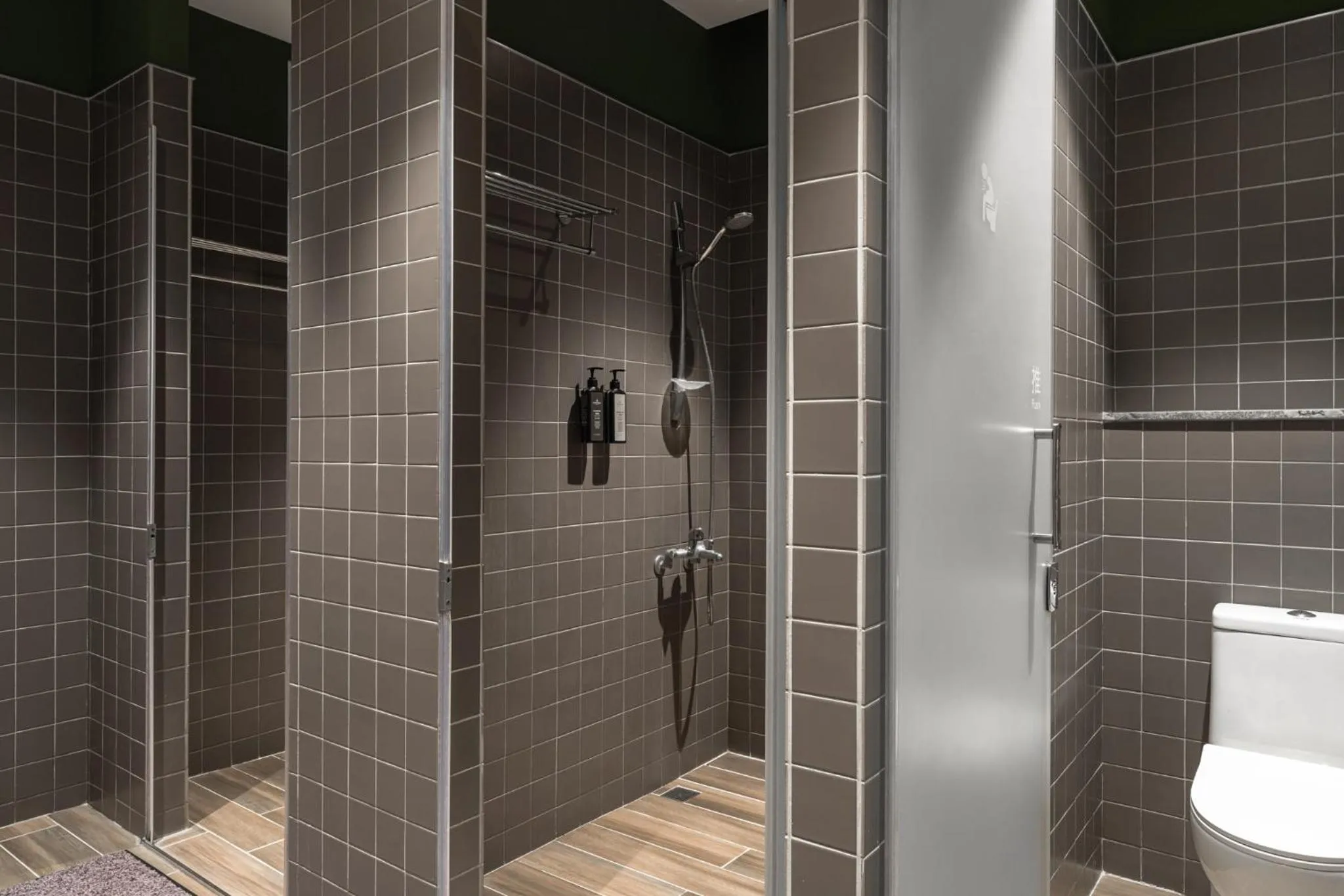 Oinn Hotel & Hostel Tainan