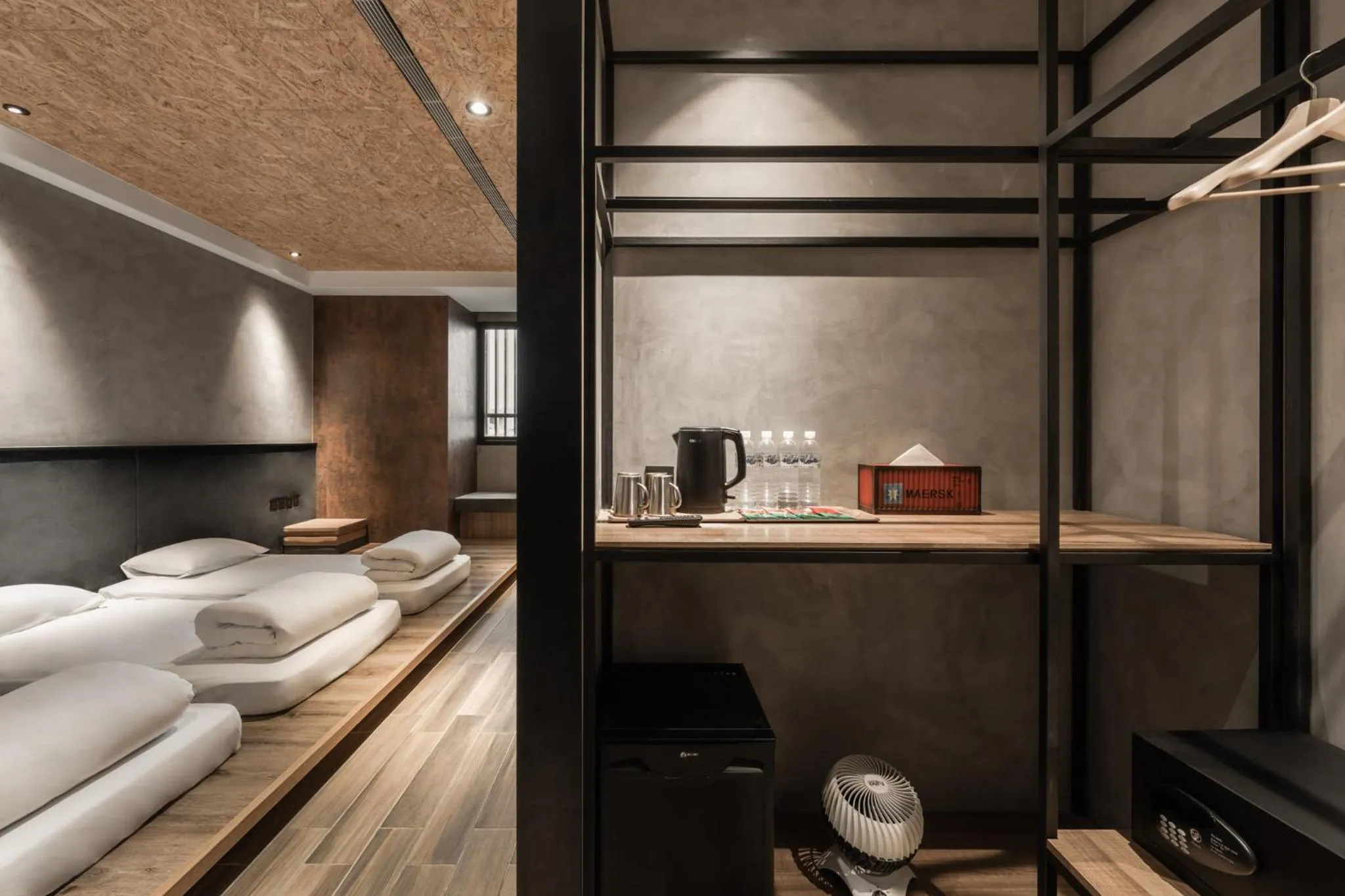 Oinn Hotel & Hostel Tainan