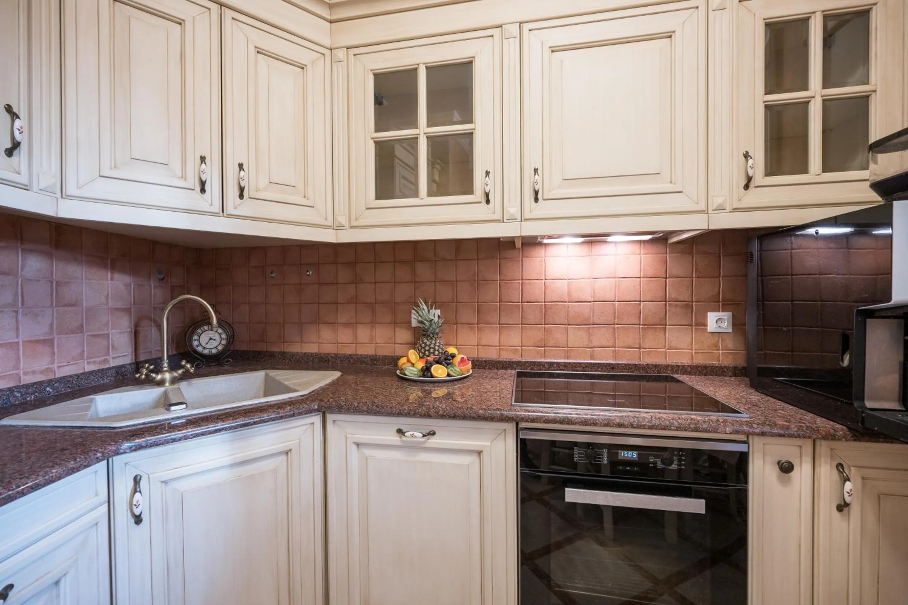 Conte Hotel & Restaurant