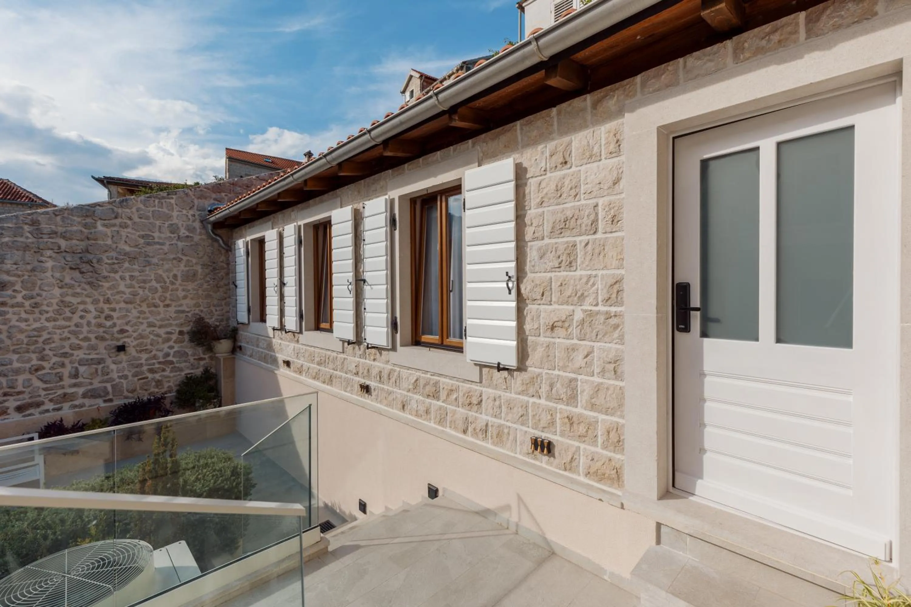 Conte Hotel & Restaurant