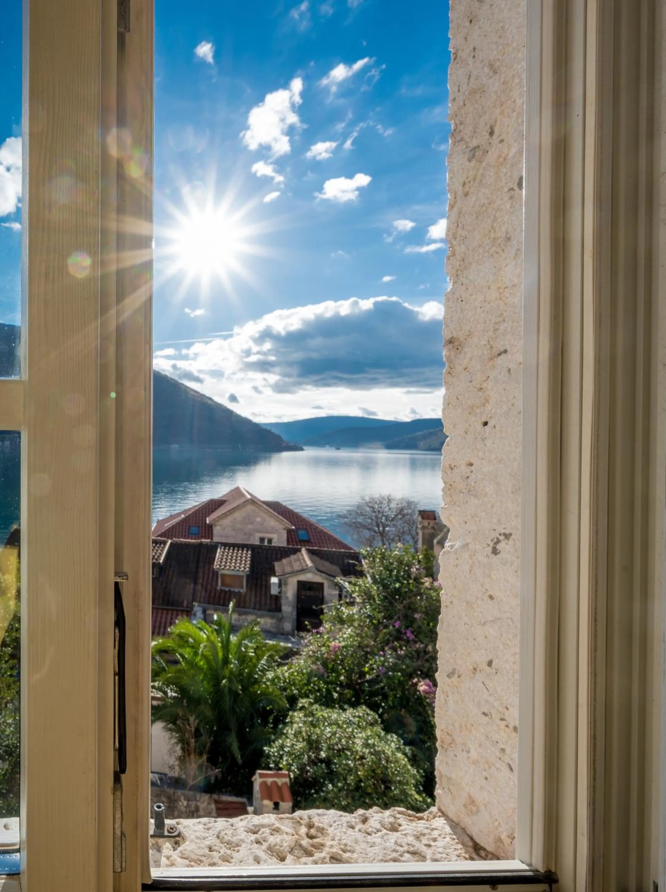 Conte Hotel & Restaurant