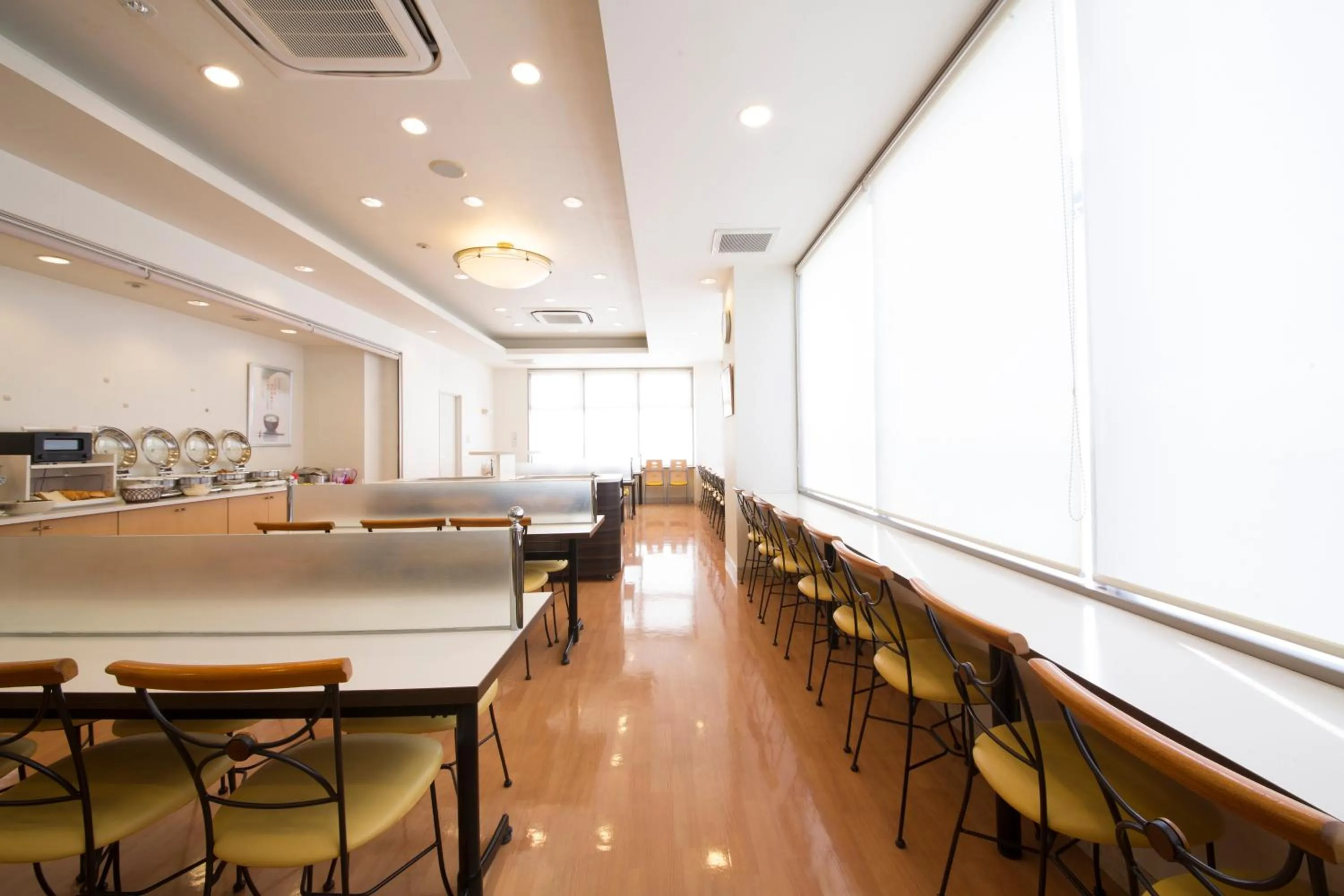 Restaurant/places to eat in Hotel Econo Kameyama