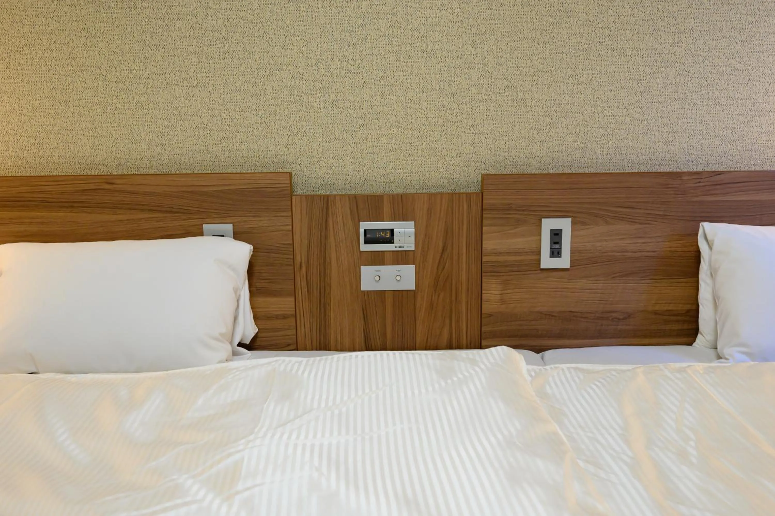 Photo of the whole room, Bed in Hotel Econo Kameyama