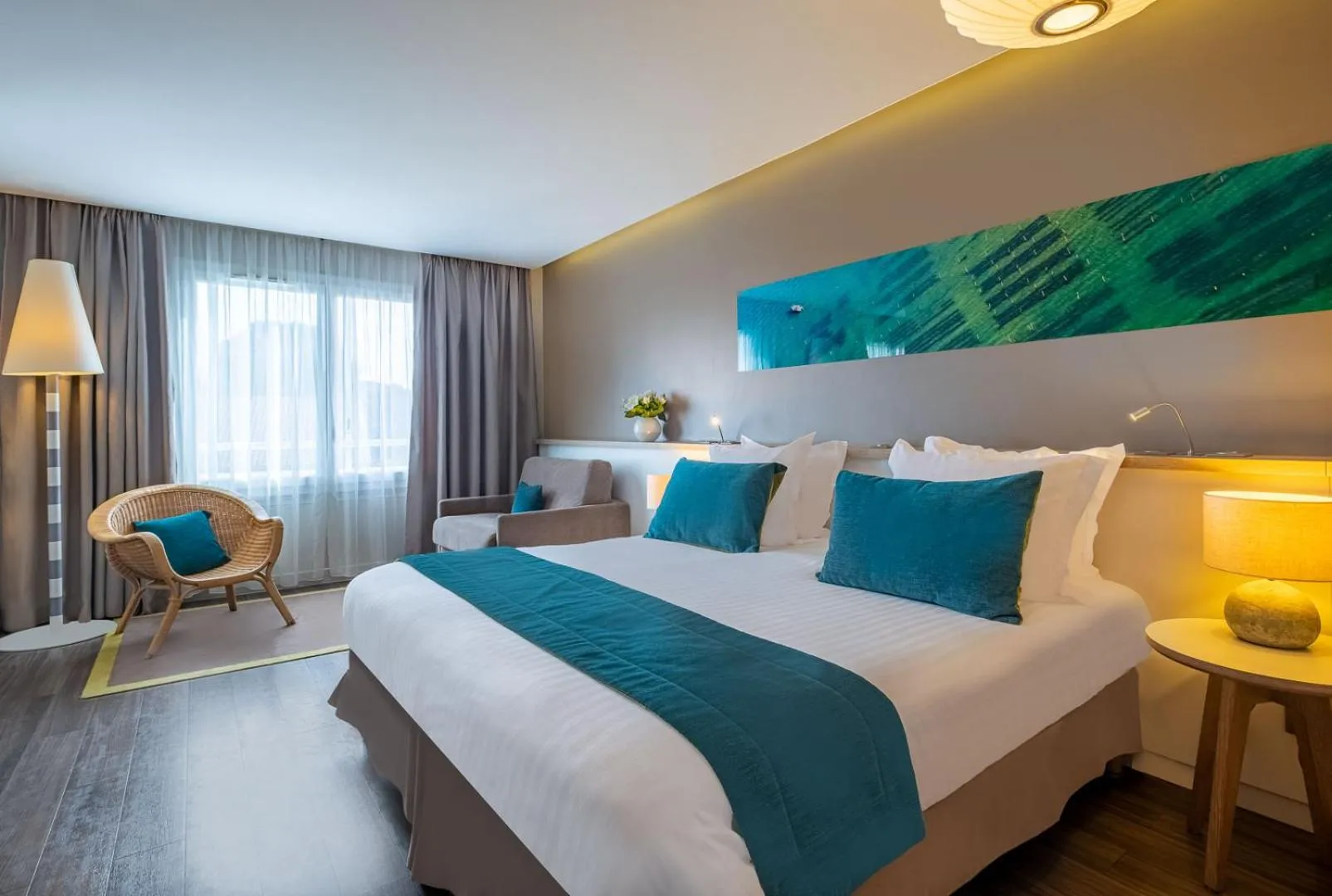 Photo of the whole room, Bed in Hôtel Le B d'Arcachon by Inwood Hotels