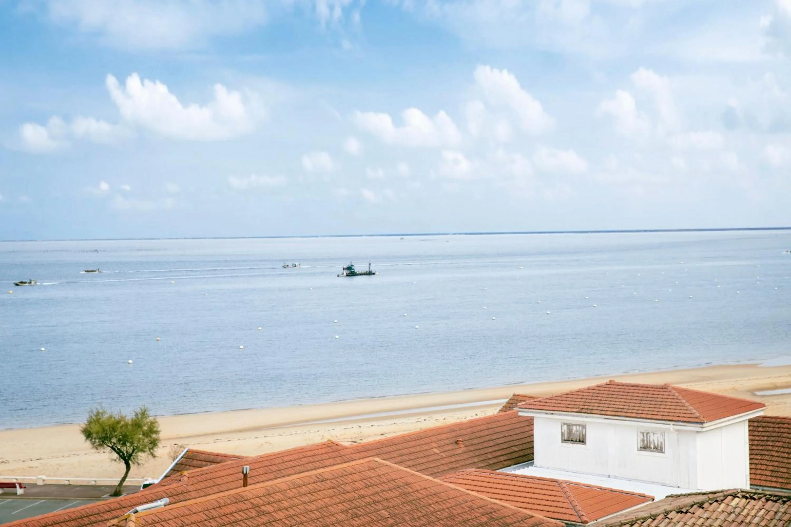 Sea view in Hôtel Le B d'Arcachon by Inwood Hotels