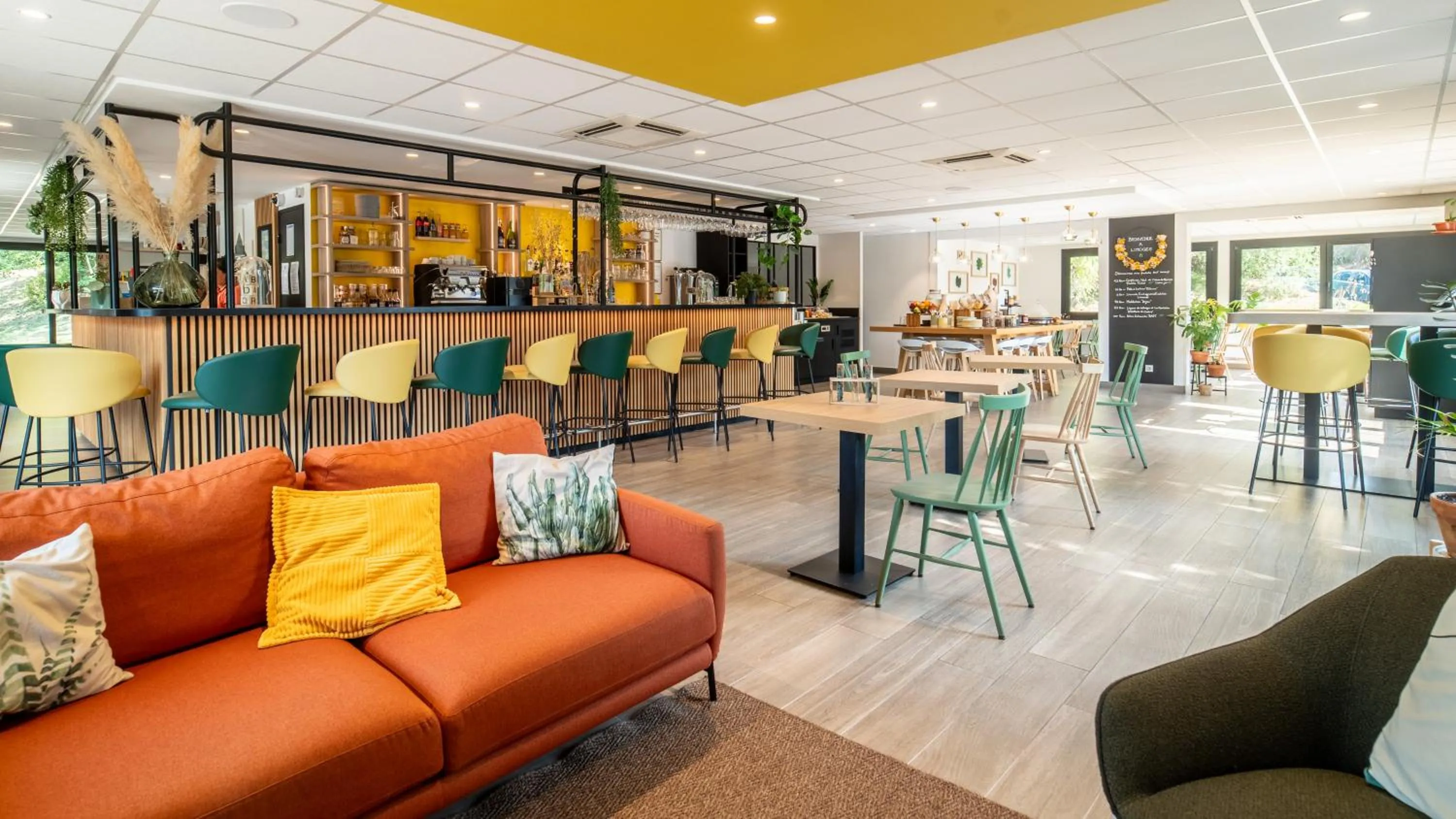 Restaurant/places to eat in Campanile Limoges Nord