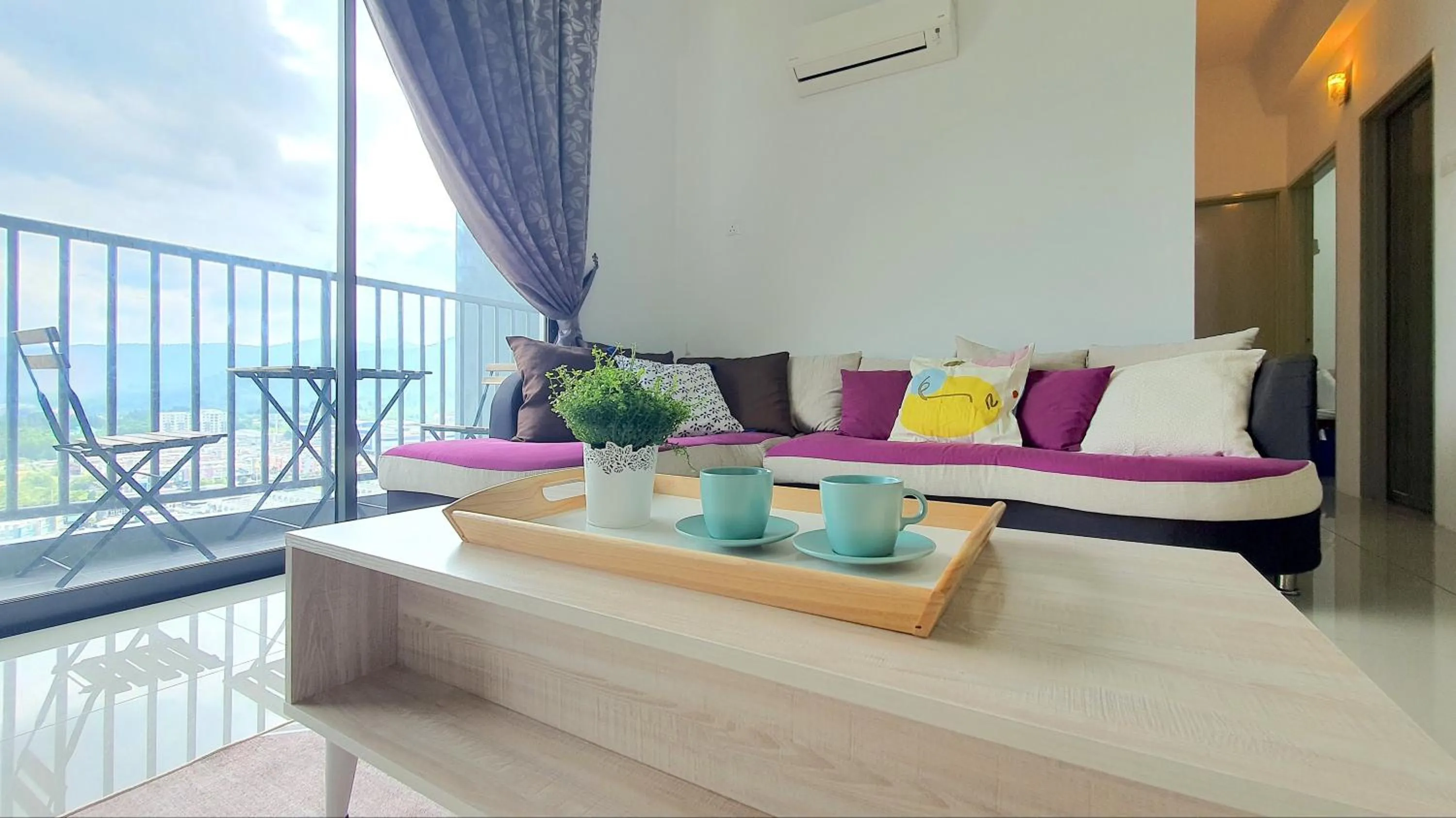 Living room in Ipoh Meru Casa Kayangan by BeeStay
