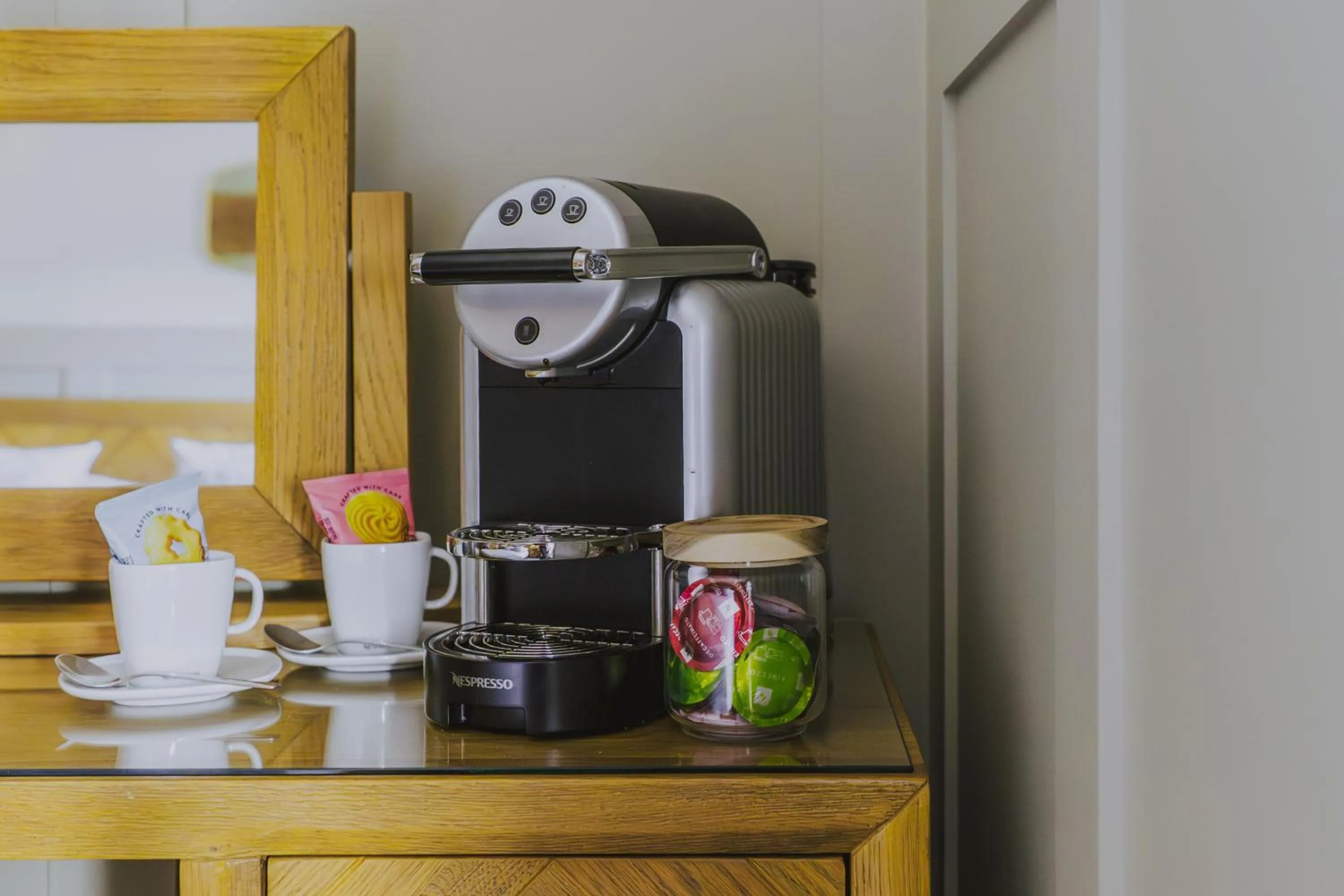 Coffee/tea facilities in Black Horse Hotel