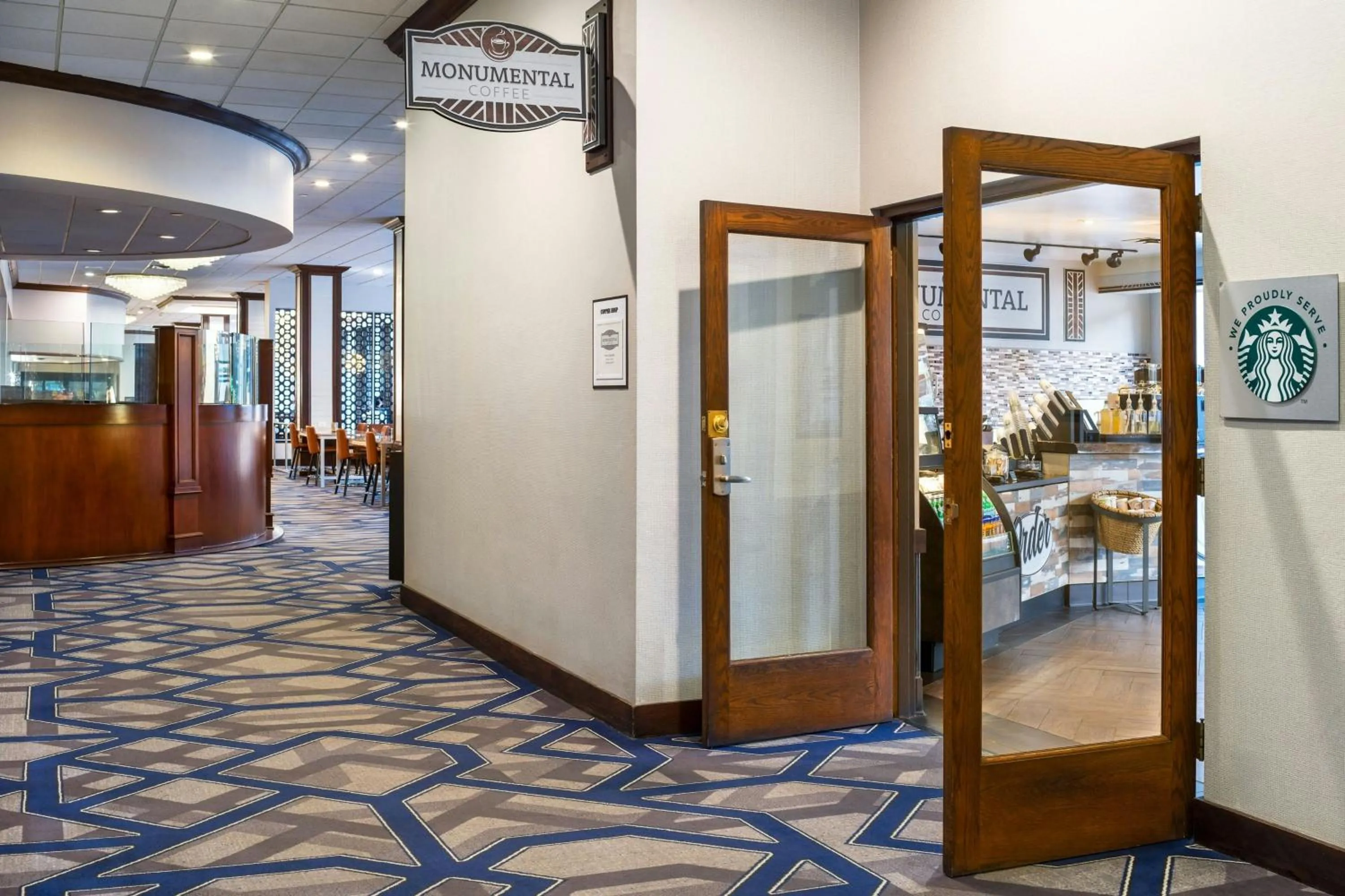 Restaurant/places to eat in Sheraton Indianapolis City Centre Hotel