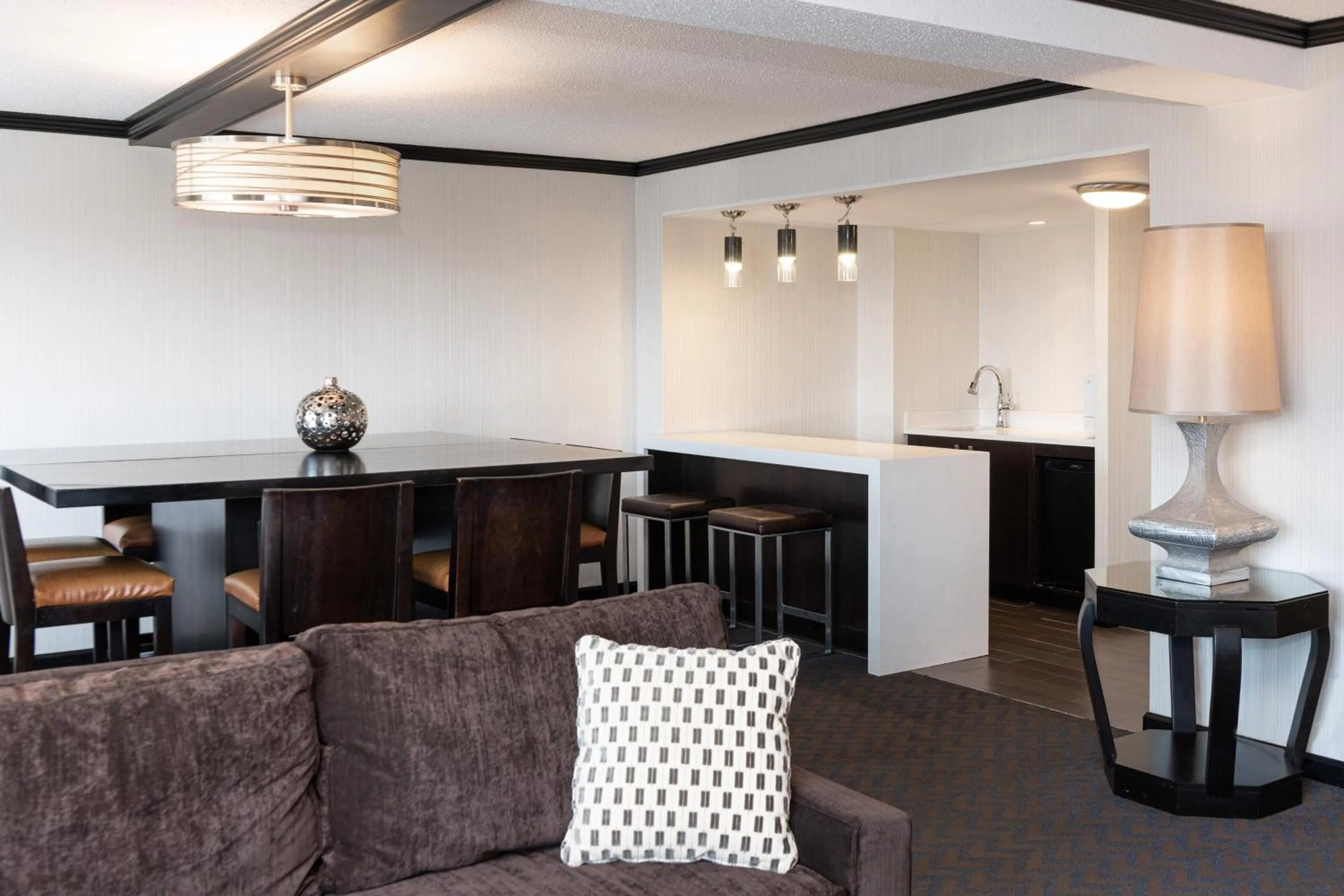 Photo of the whole room in Sheraton Indianapolis City Centre Hotel