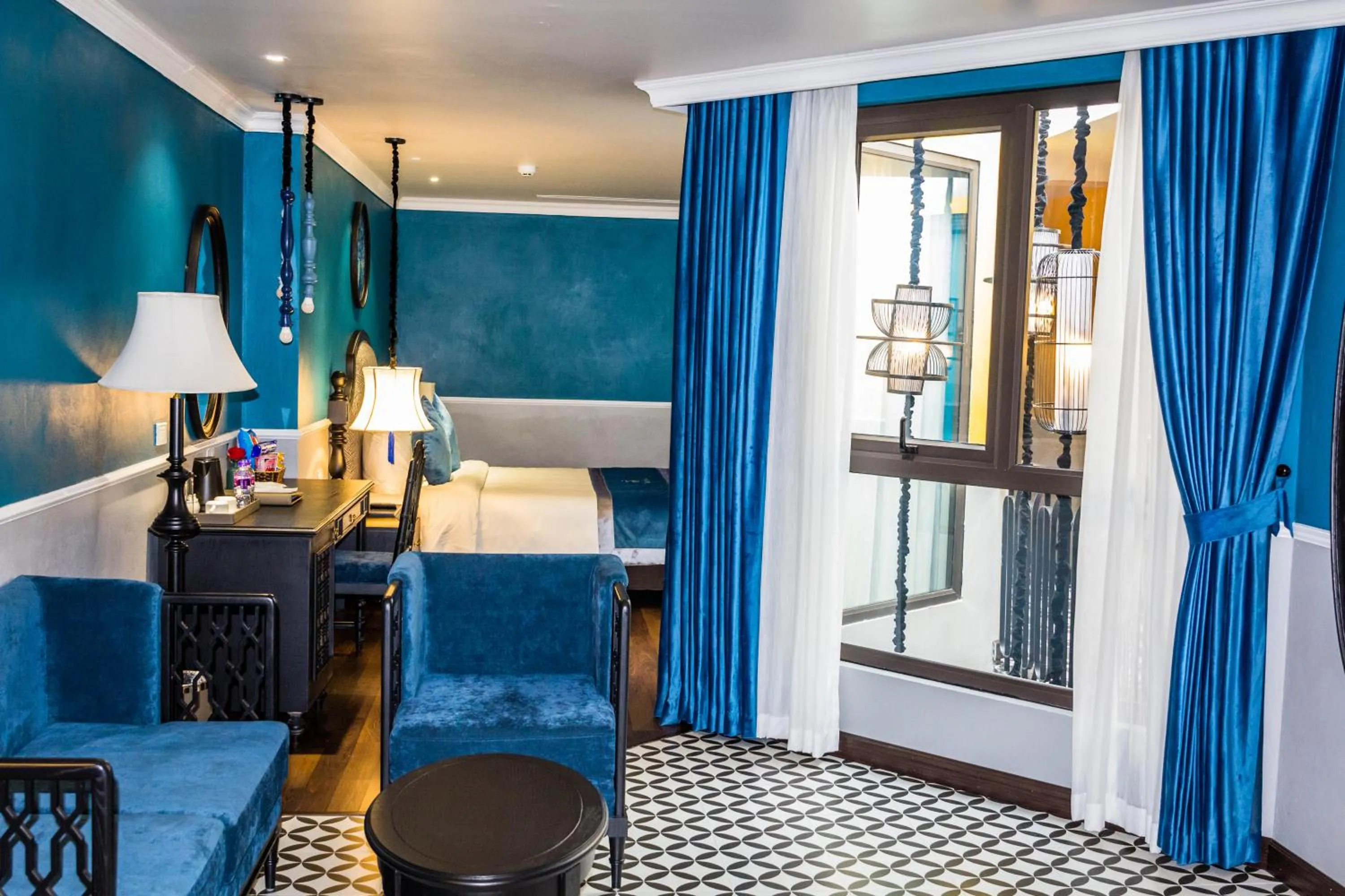 Bed in Michi's hotel laocai